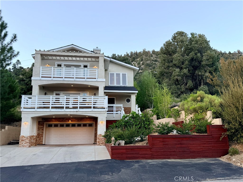 1102 Rivera Drive