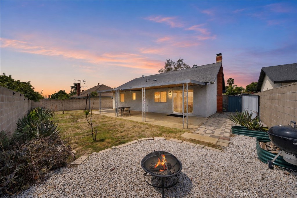 1435 S Magnolia Avenue