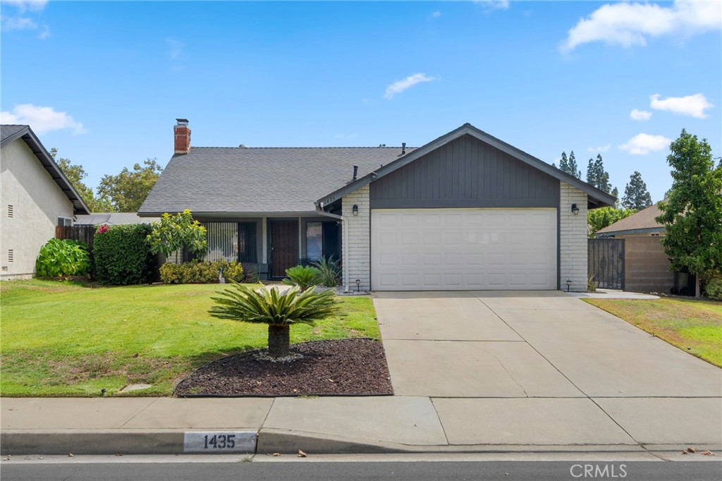 1435 S Magnolia Avenue