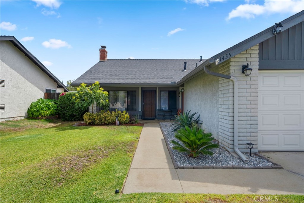 1435 S Magnolia Avenue