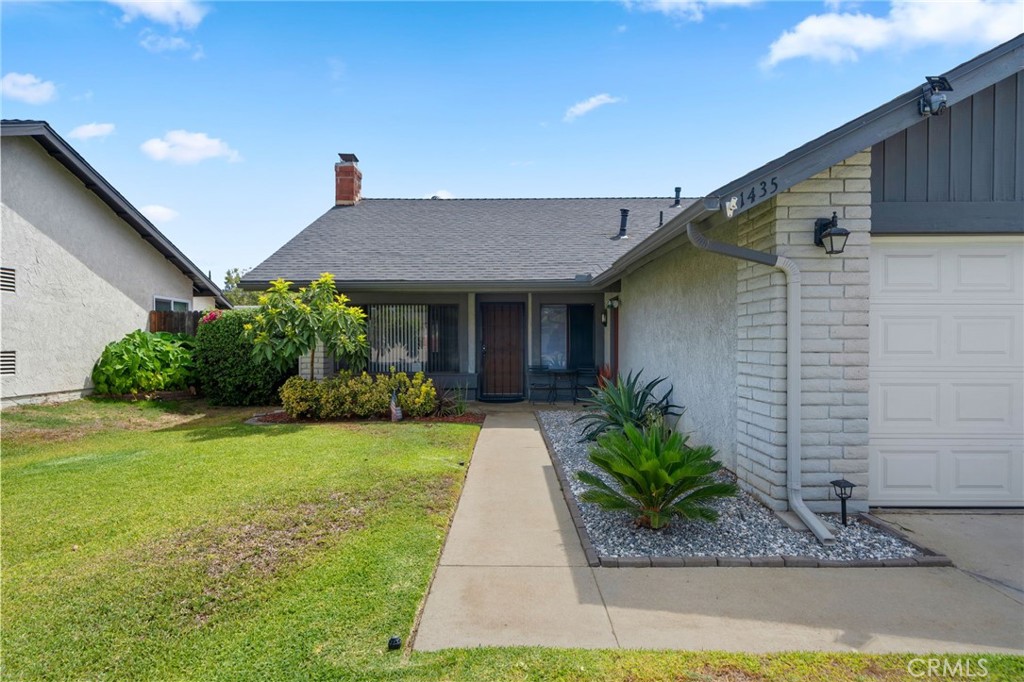 1435 S Magnolia Avenue