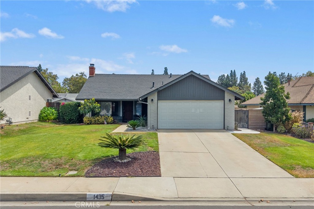 1435 S Magnolia Avenue
