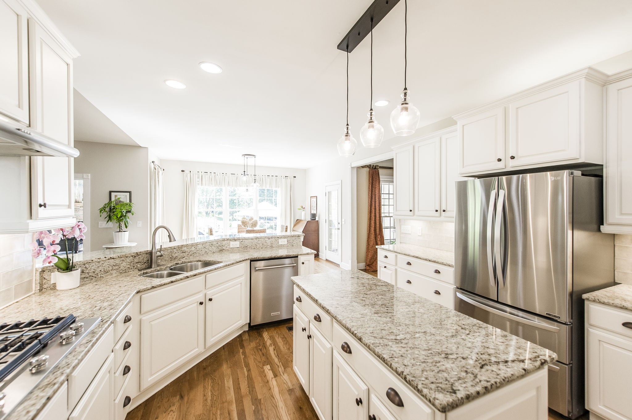 9687 Sapphire Ct