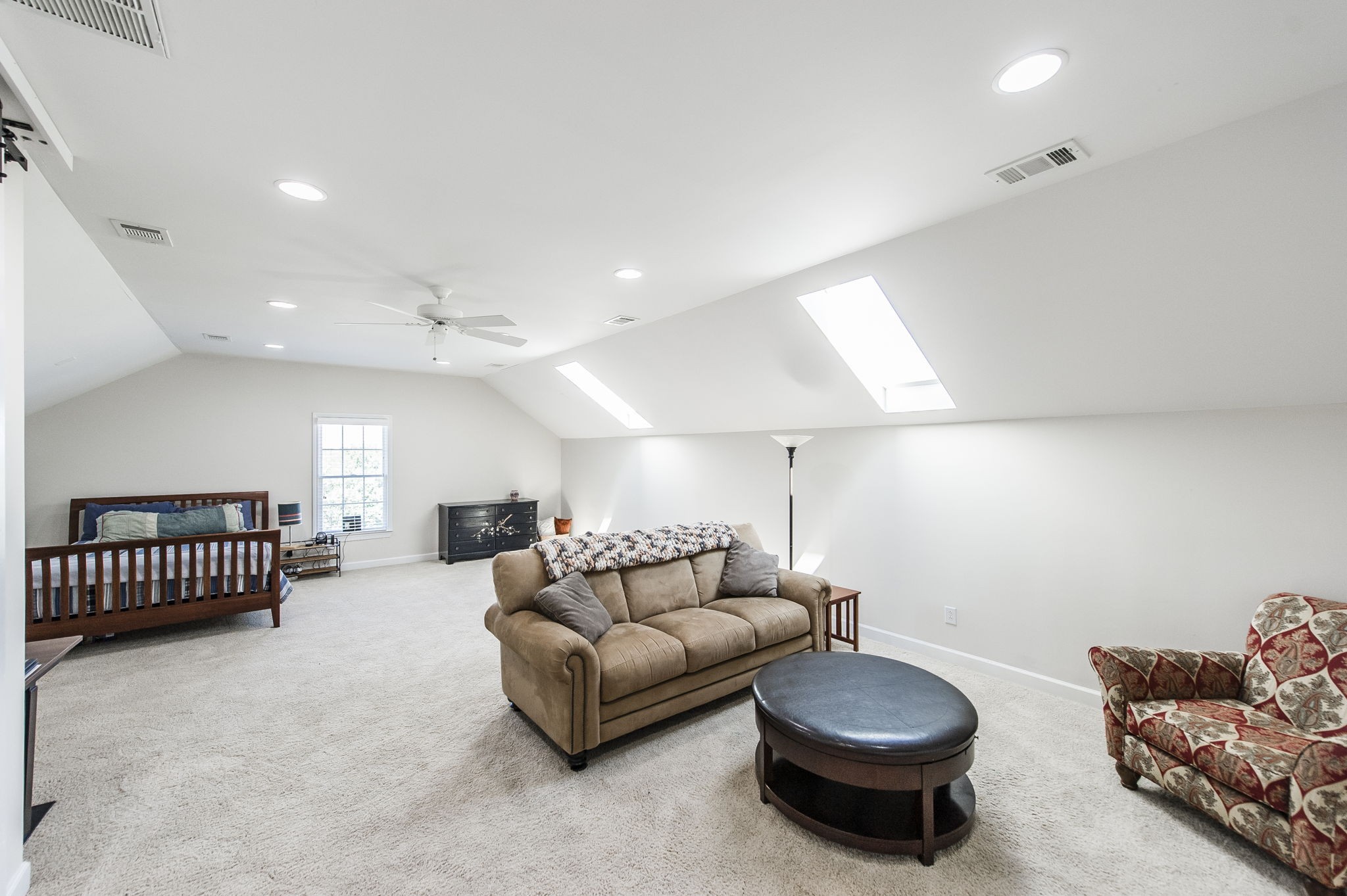 9687 Sapphire Ct