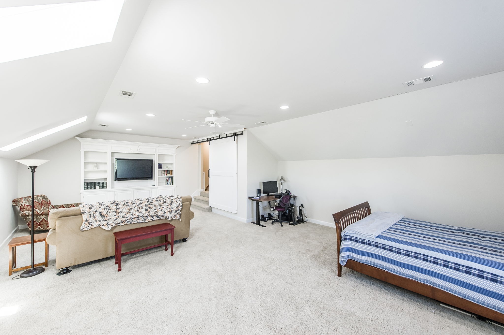 9687 Sapphire Ct