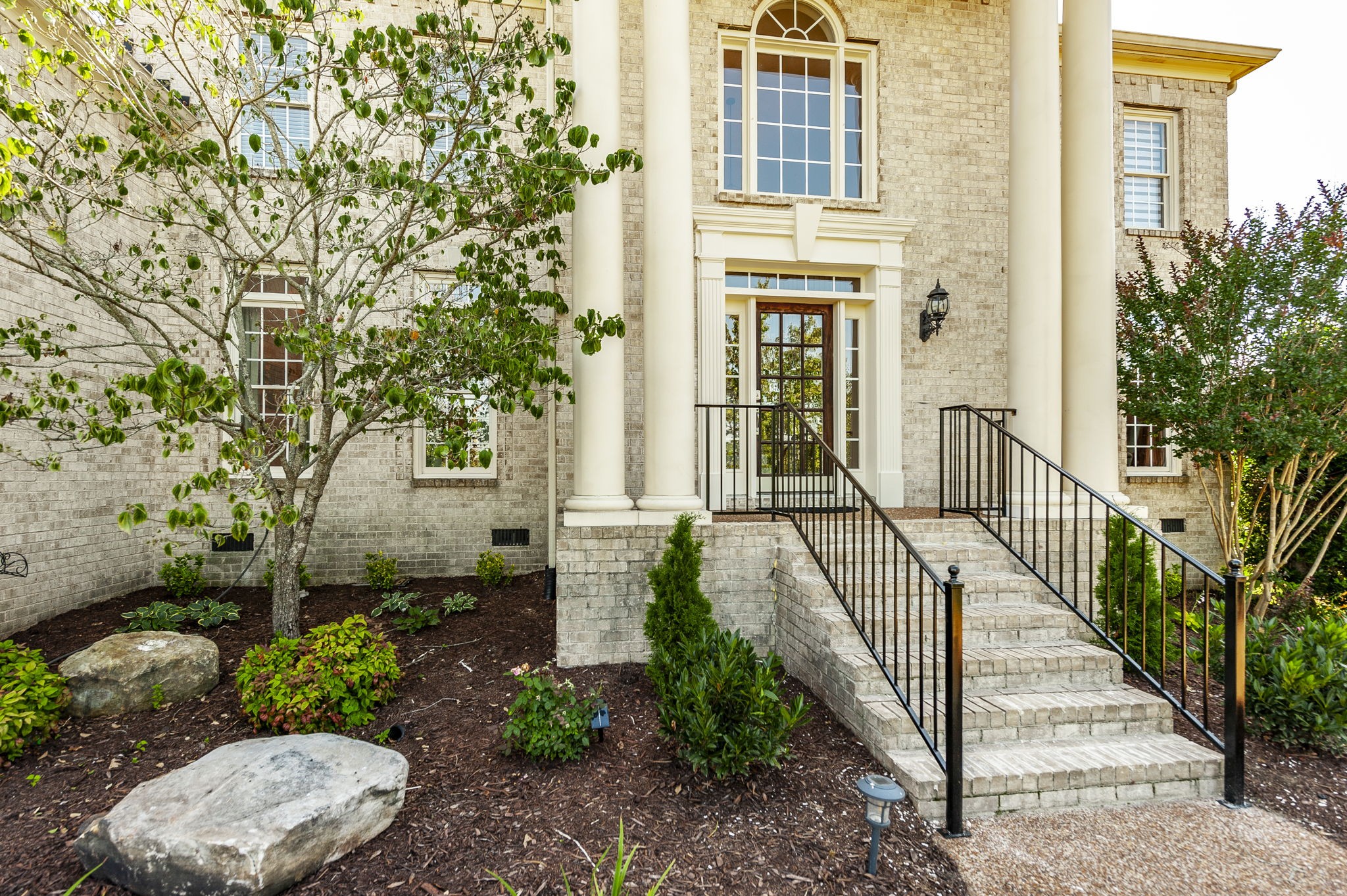 9687 Sapphire Ct