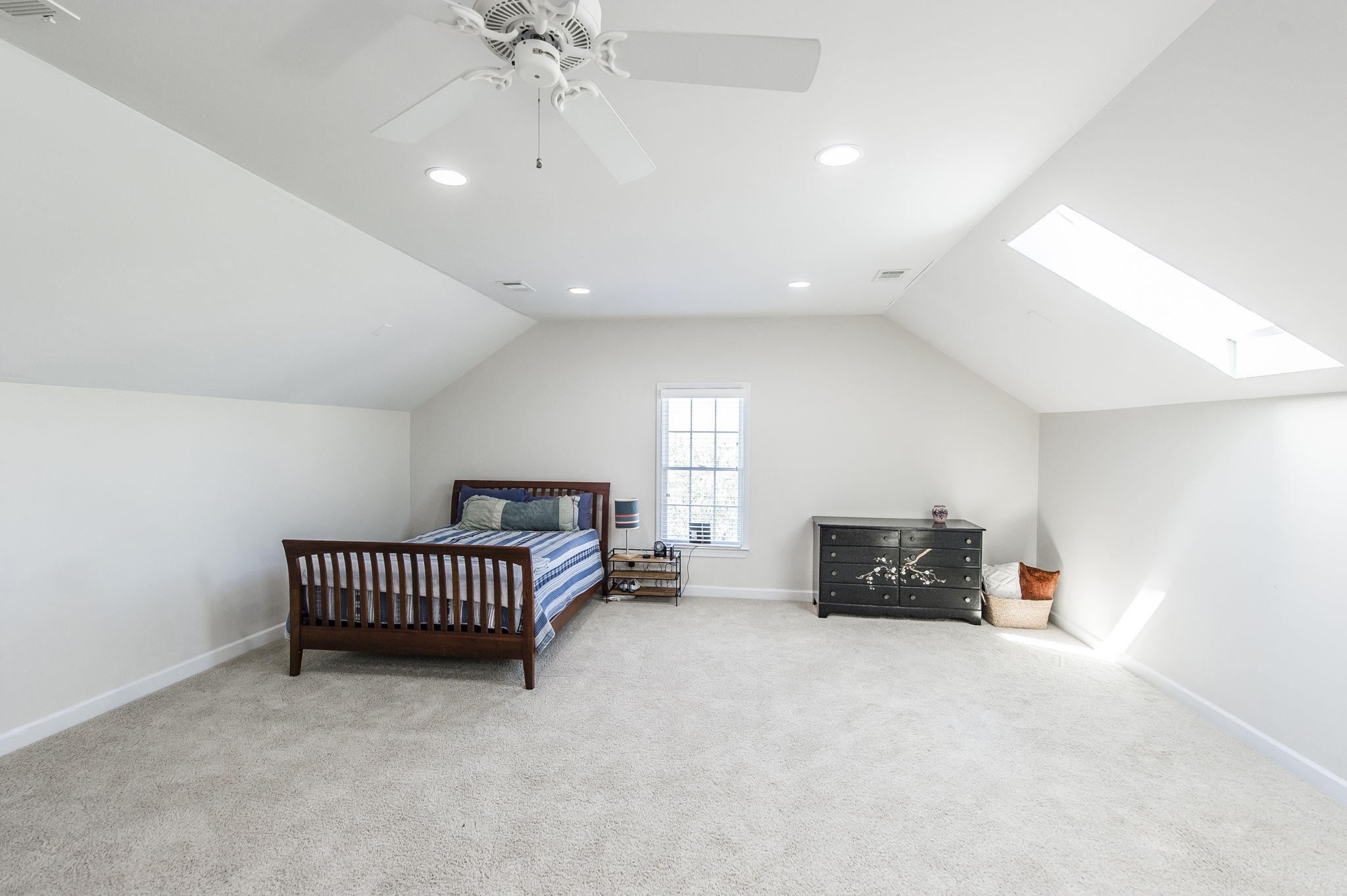 9687 Sapphire Ct