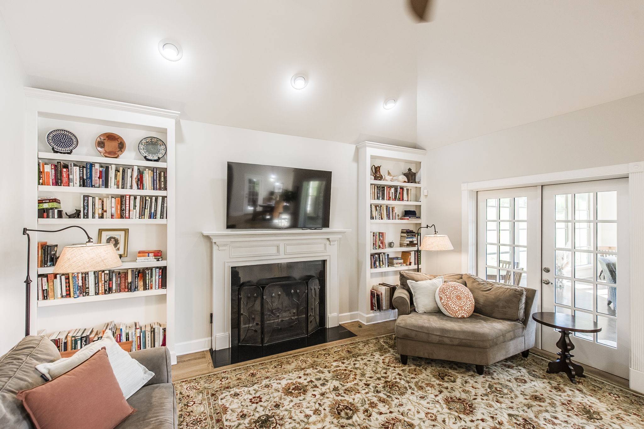 9687 Sapphire Ct