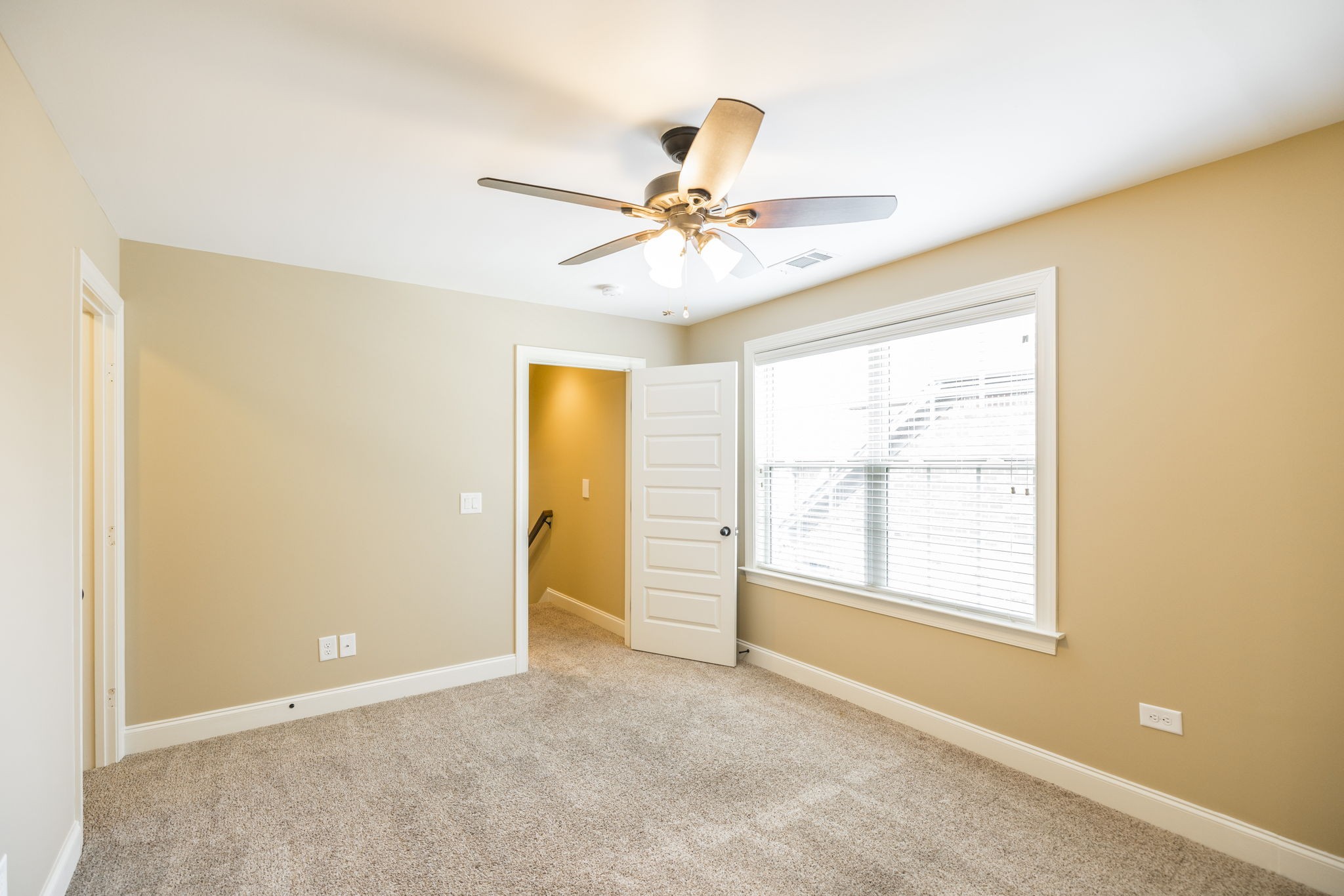 771 Rolling Creek Dr