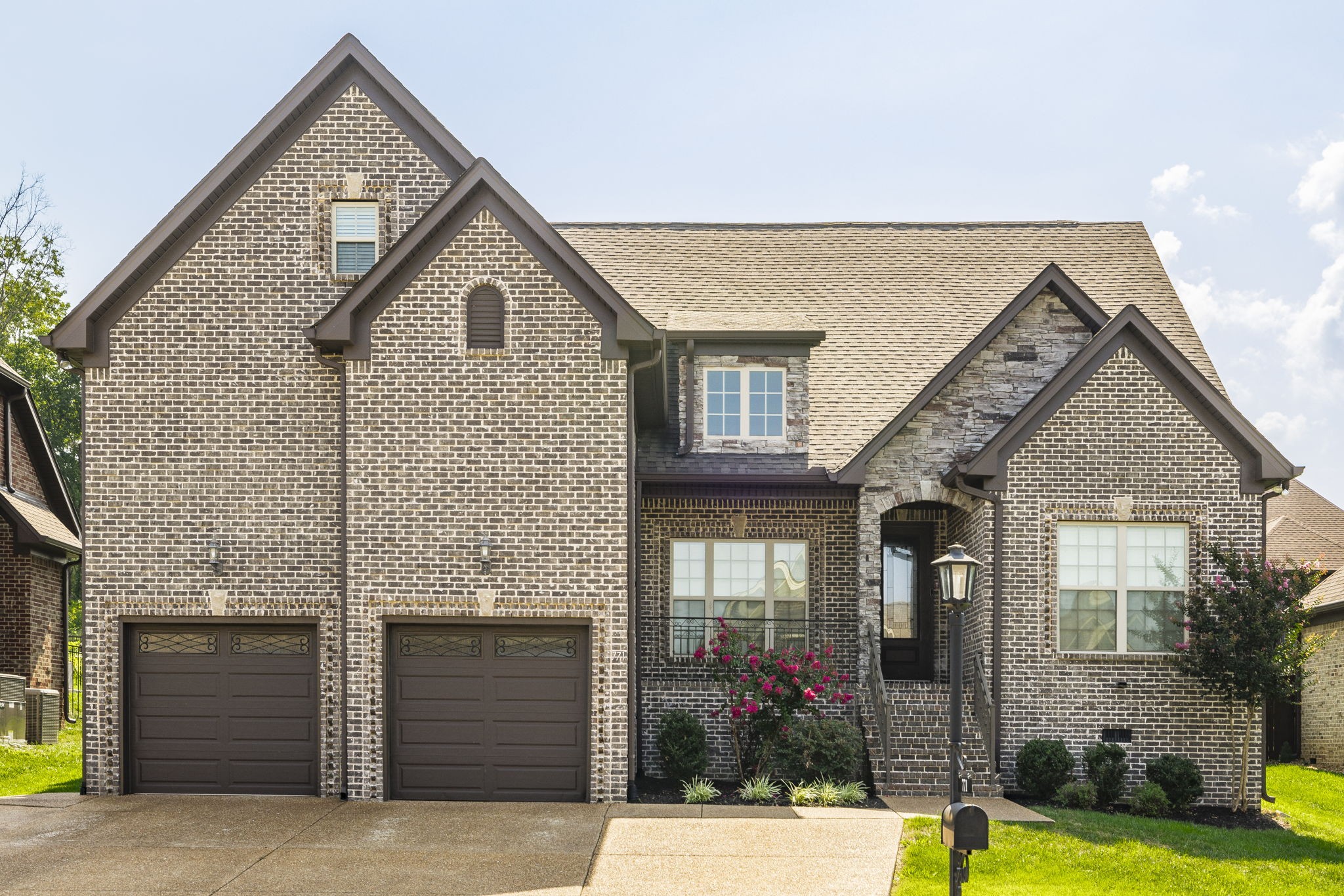 771 Rolling Creek Dr
