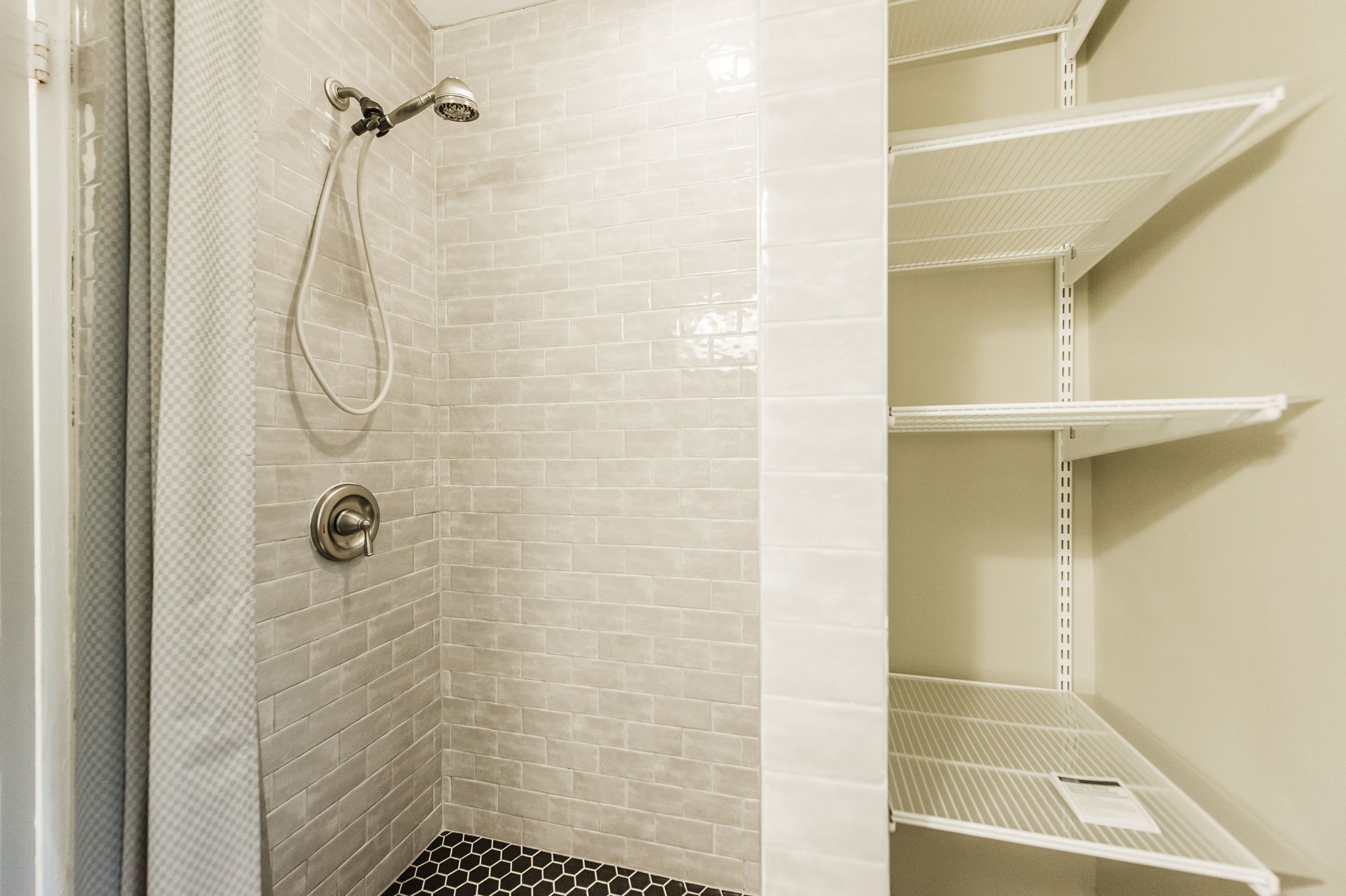 1112 Clifton Ln Unit: 21