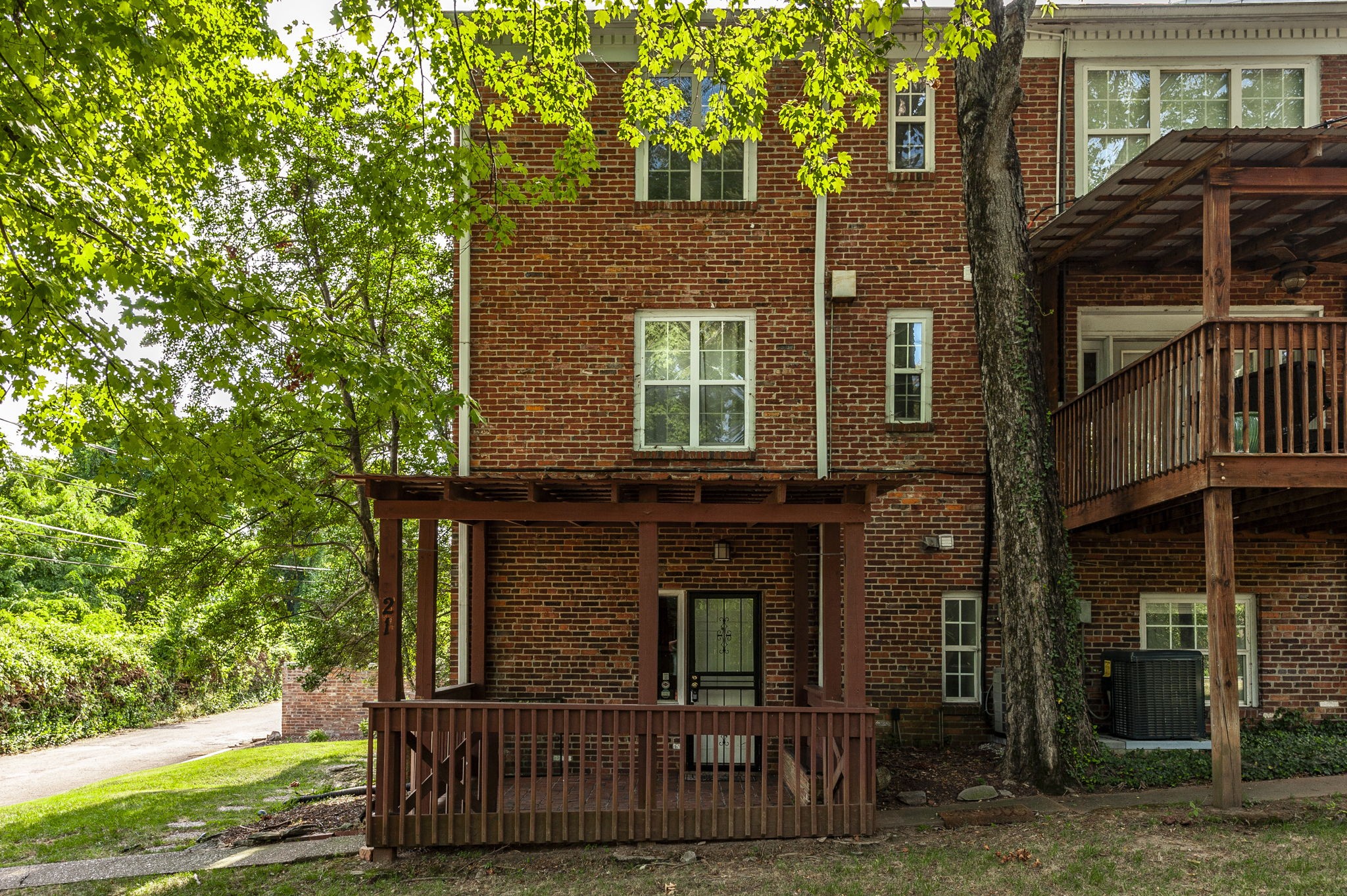 1112 Clifton Ln Unit: 21