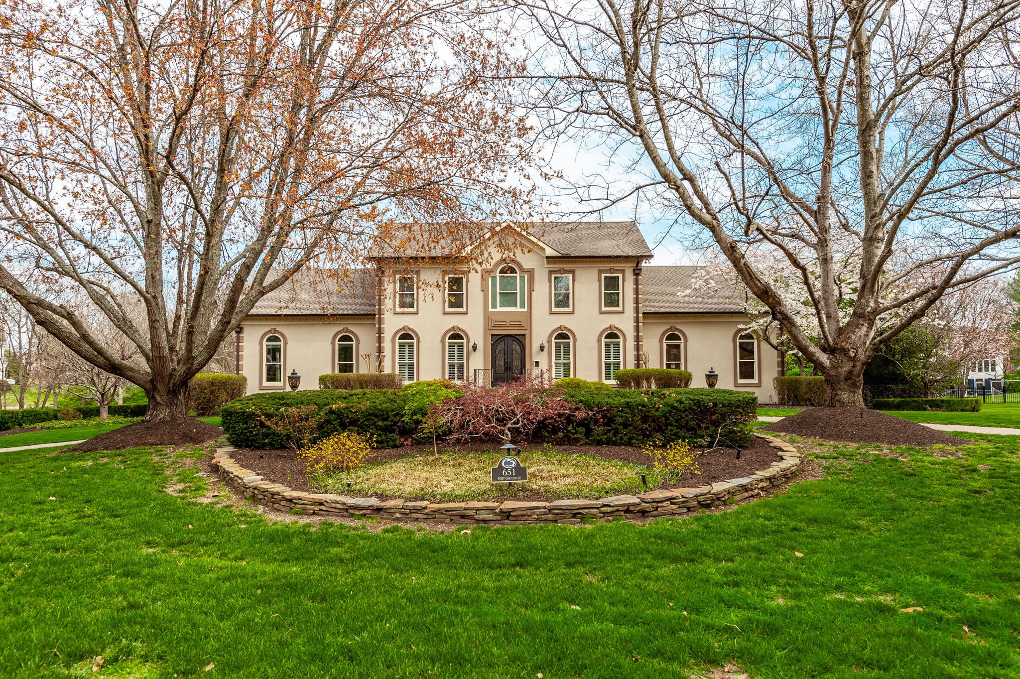 651 Post Oak Cir
