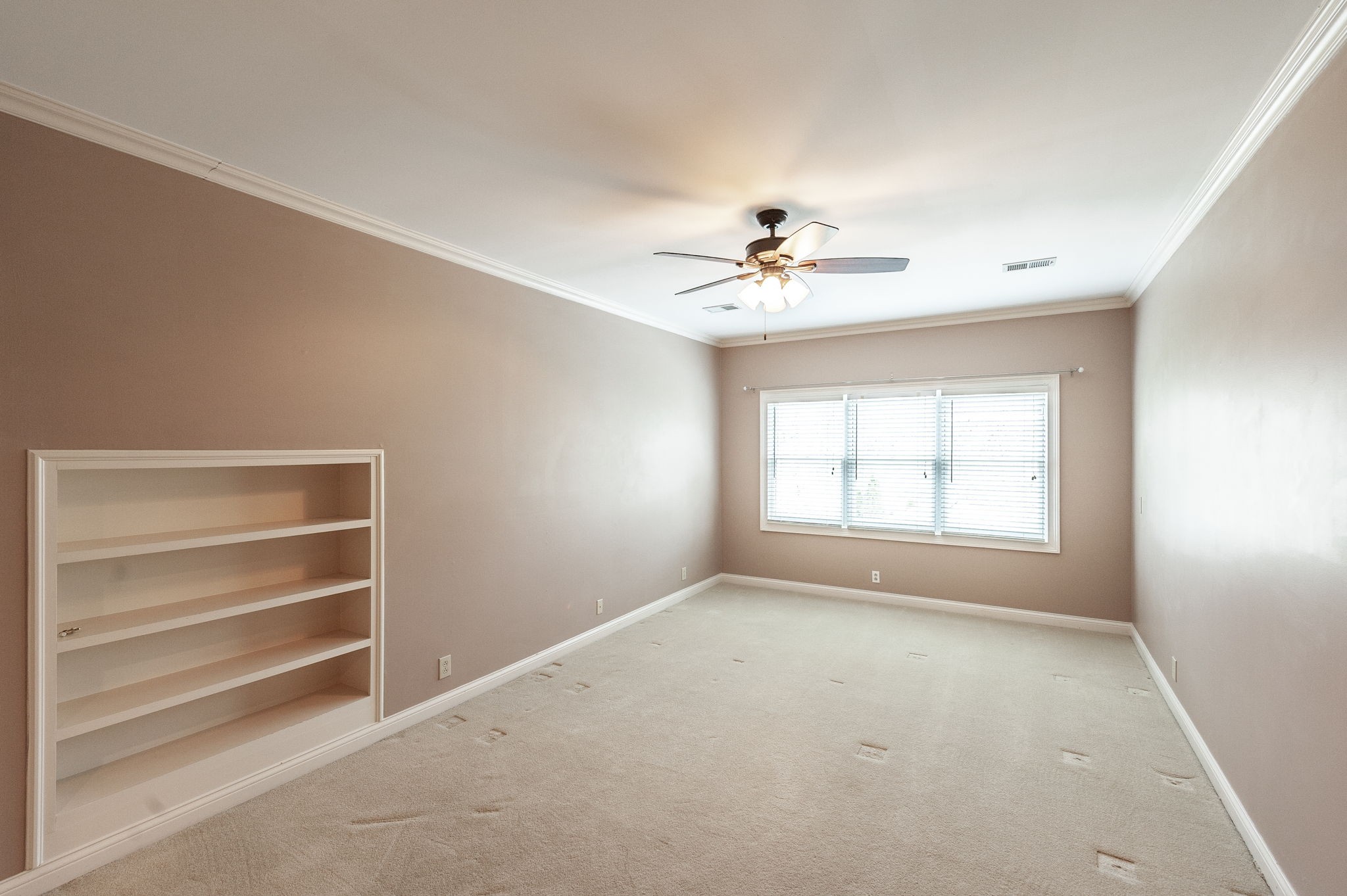 651 Post Oak Cir