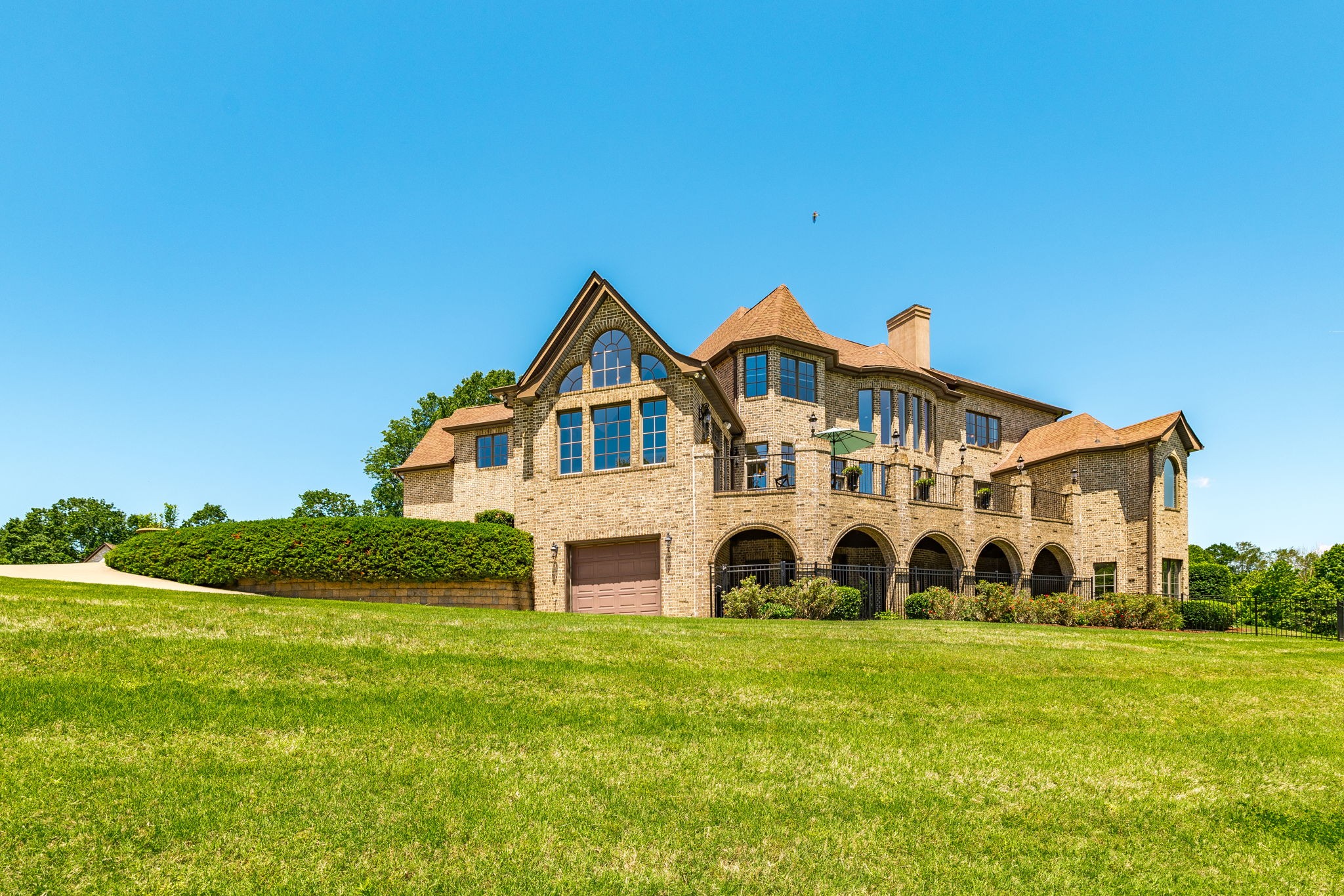 4047 Ironwood Dr