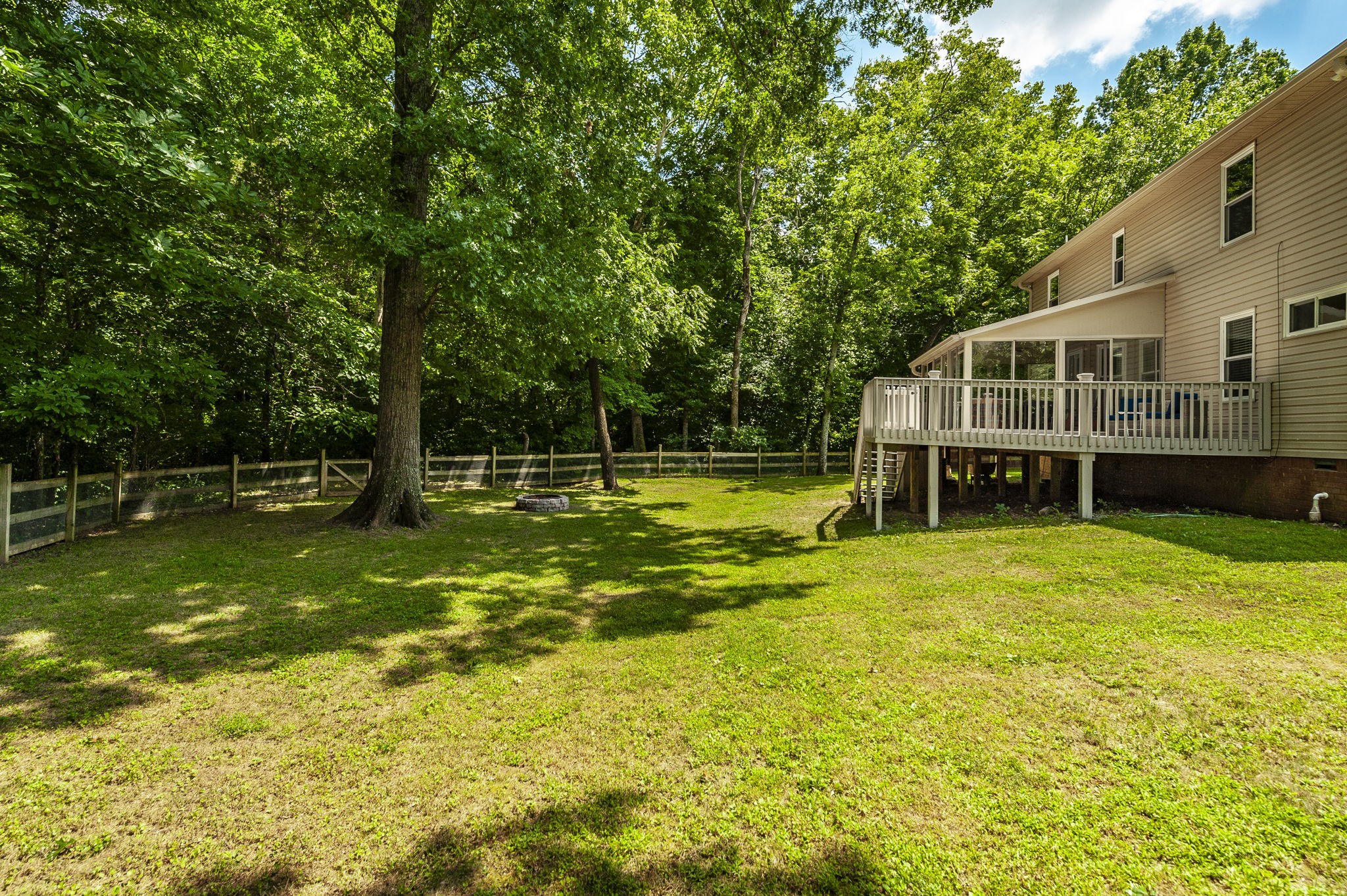 3629 Applewood Ln