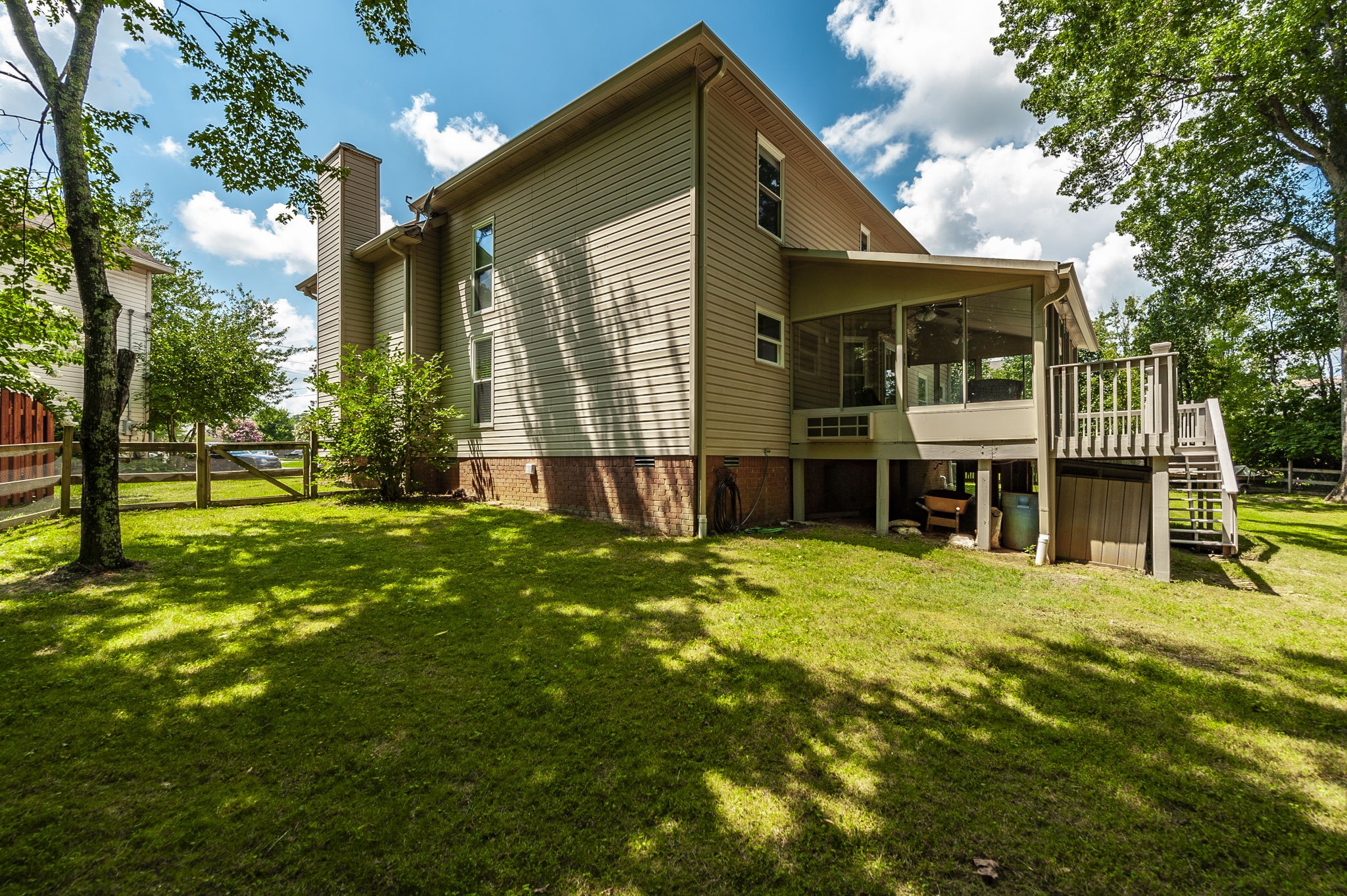 3629 Applewood Ln