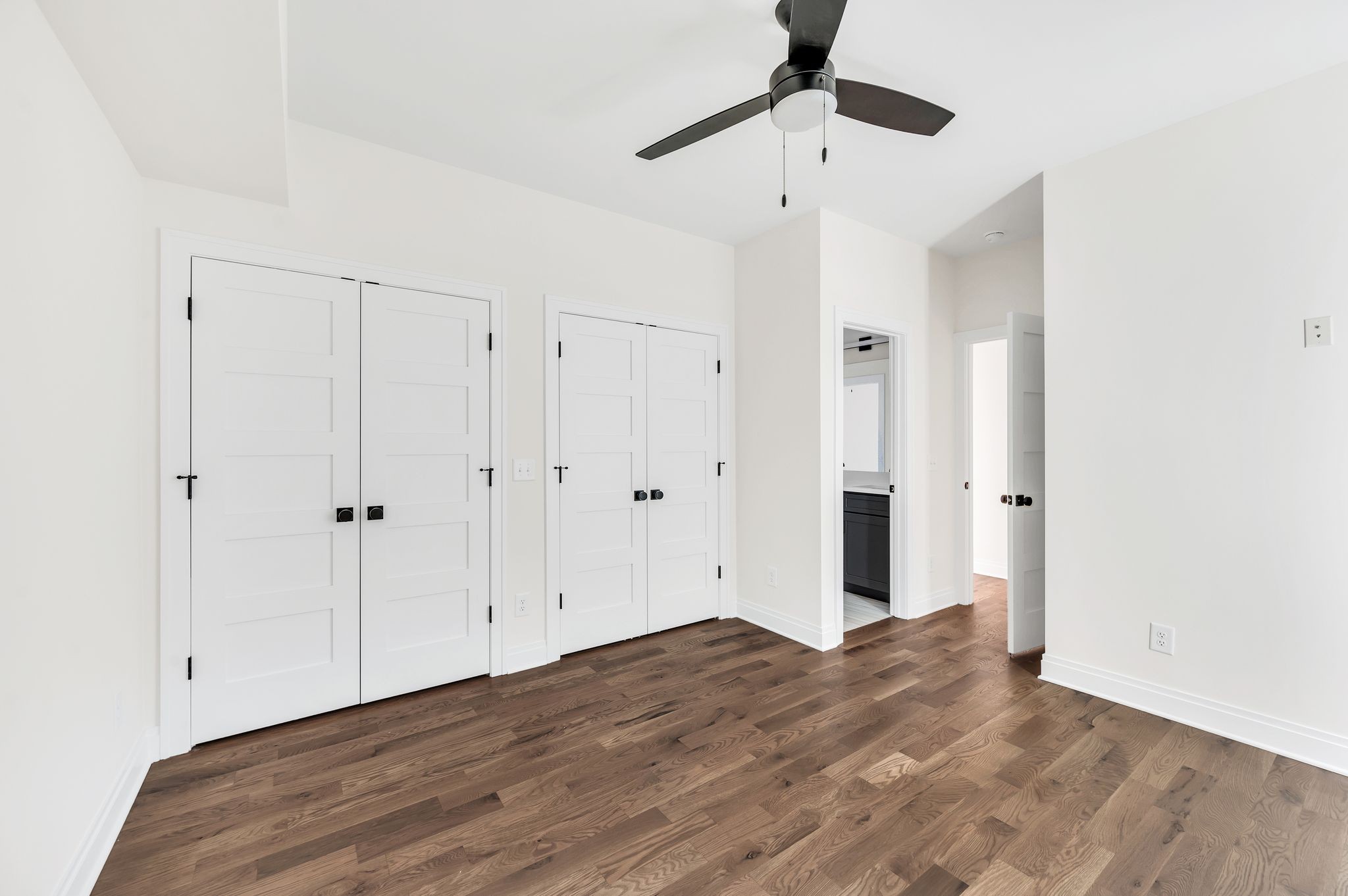 4B Belle Forrest Ave