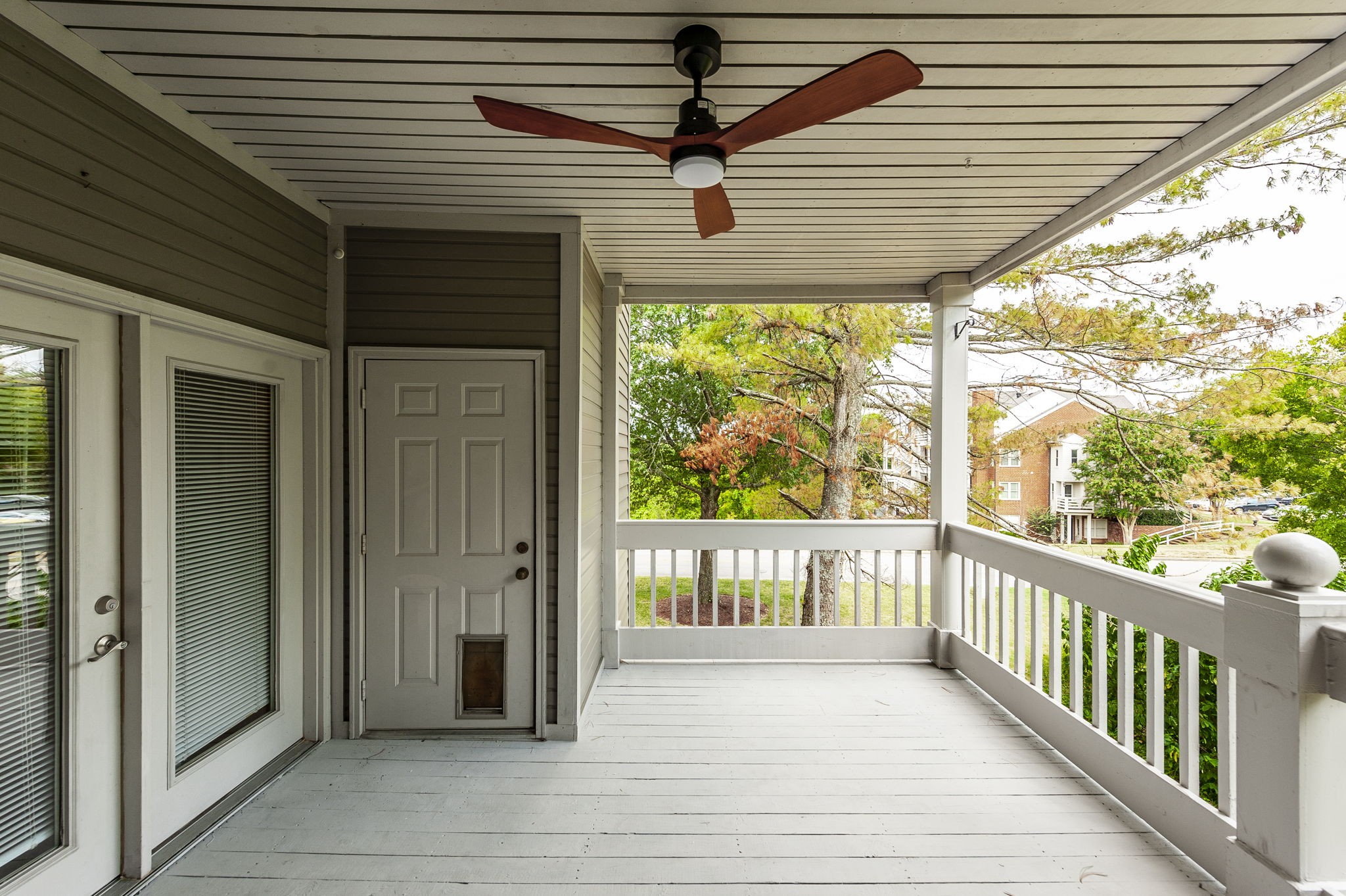 502 Ashlawn Ct Unit: 502