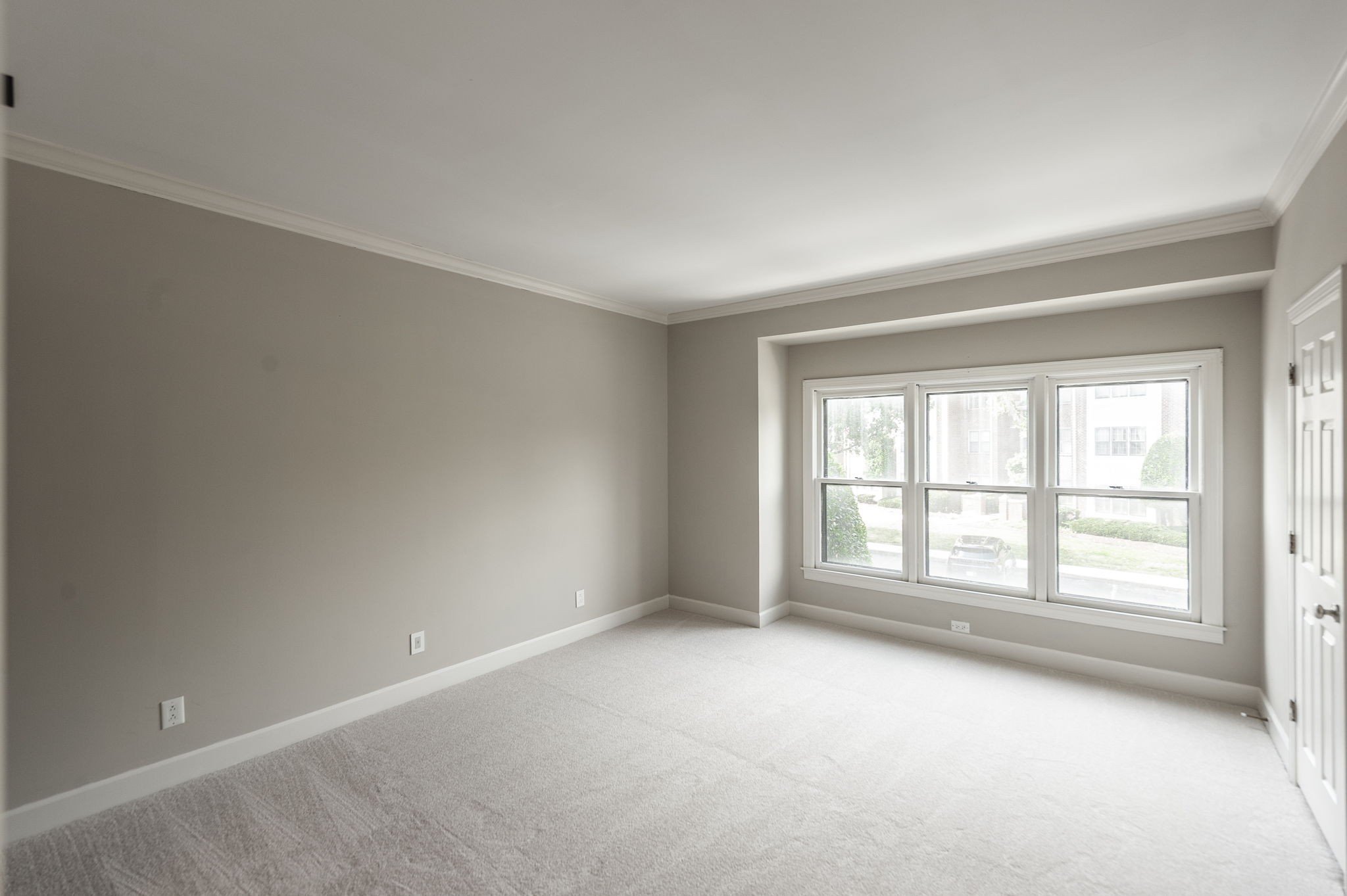 502 Ashlawn Ct Unit: 502