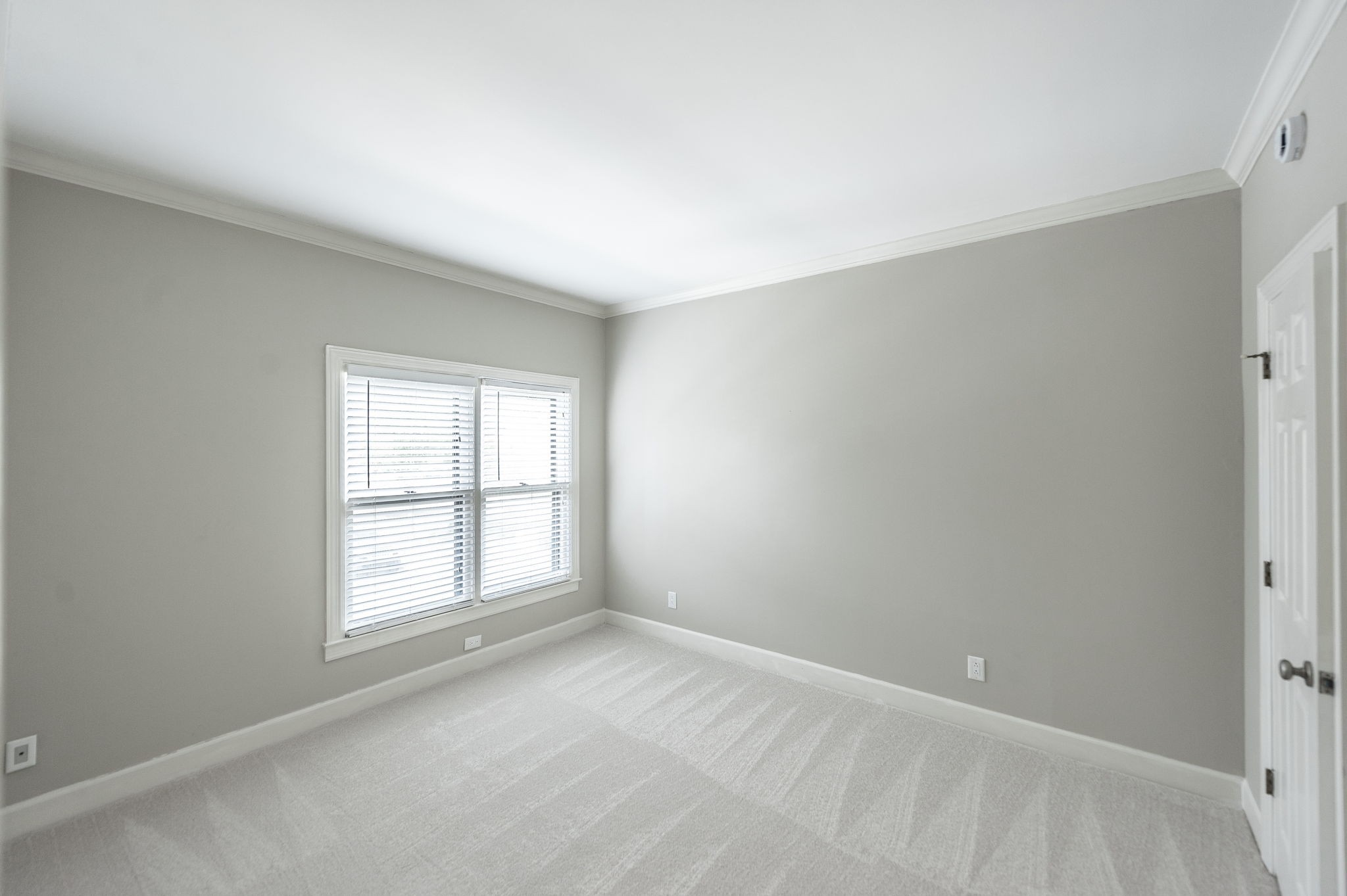 502 Ashlawn Ct Unit: 502