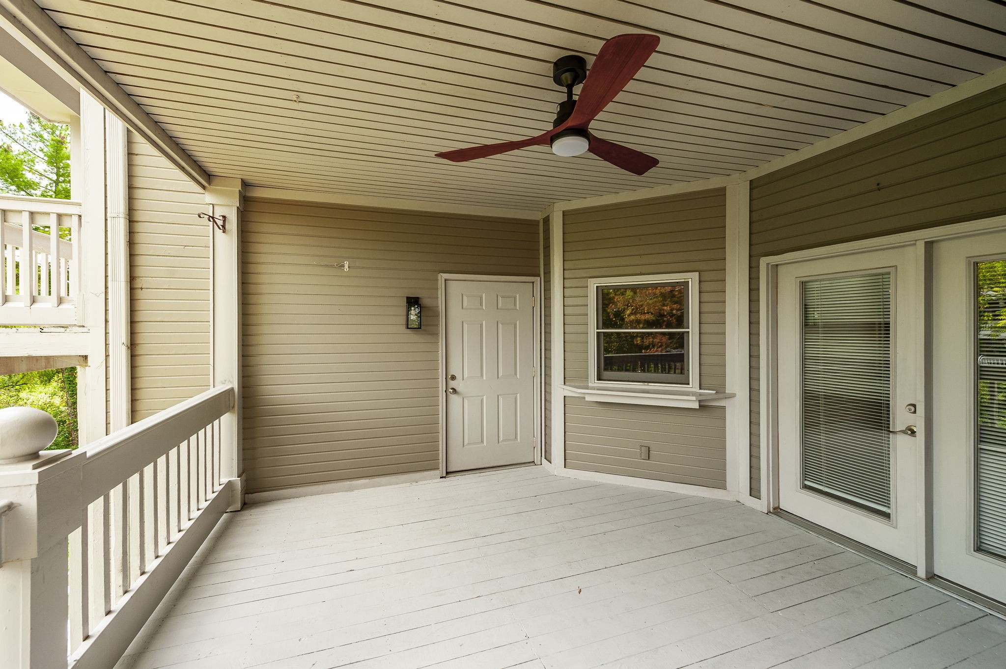 502 Ashlawn Ct Unit: 502