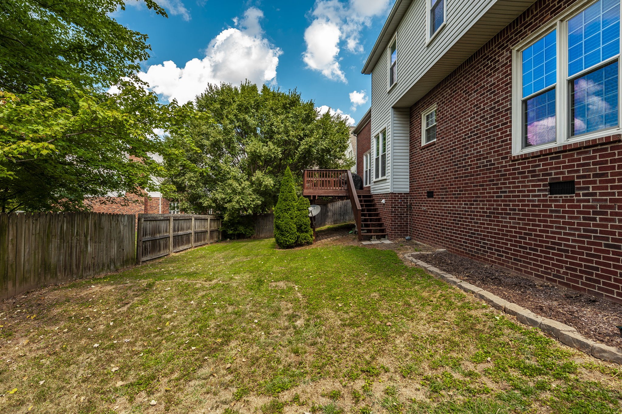 4725 Potomac Ln