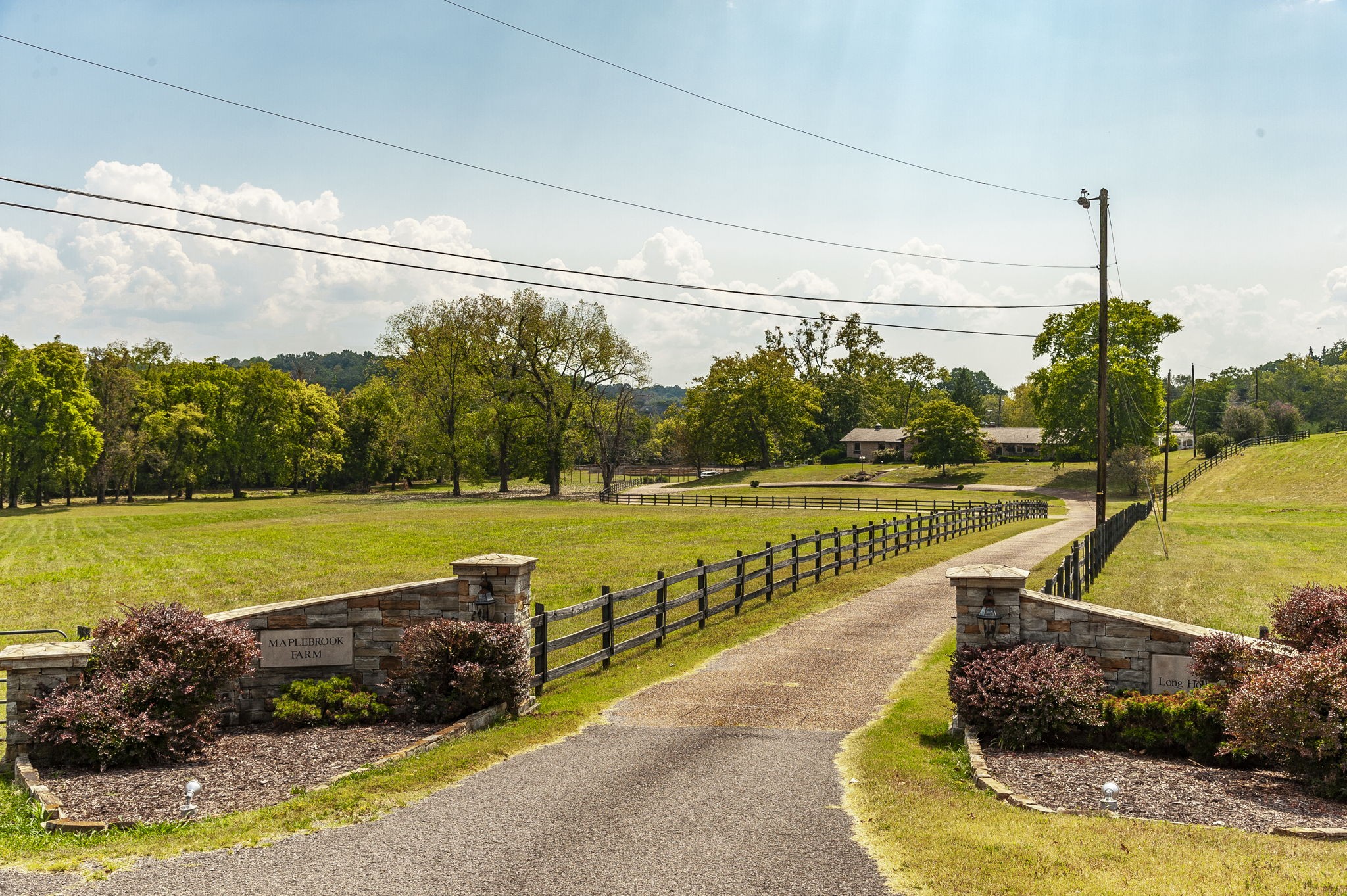 755 Long Hollow Pike