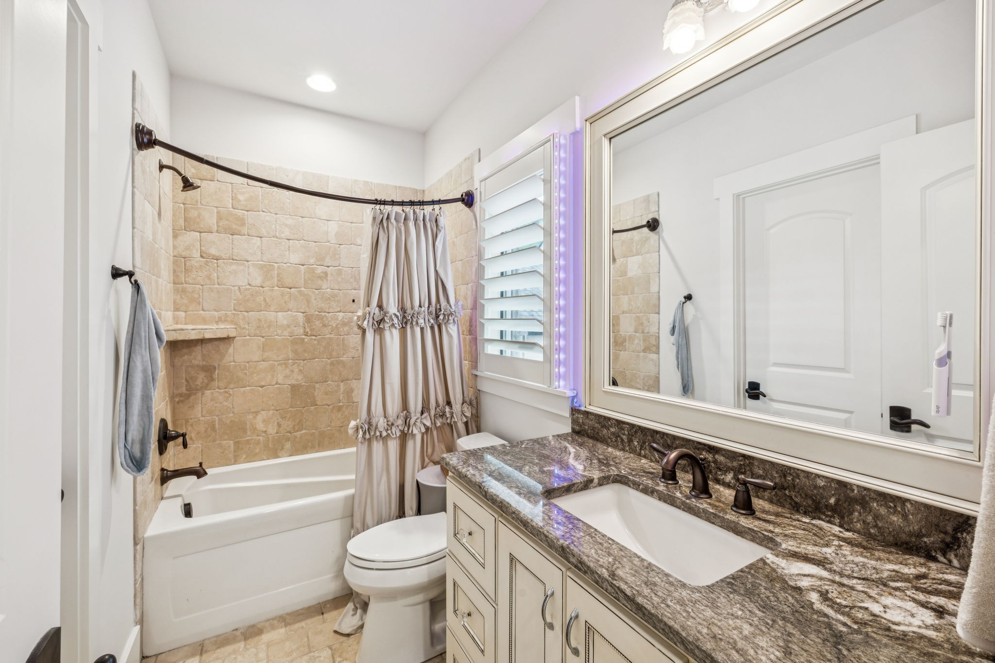 111 Guineveres Retreat