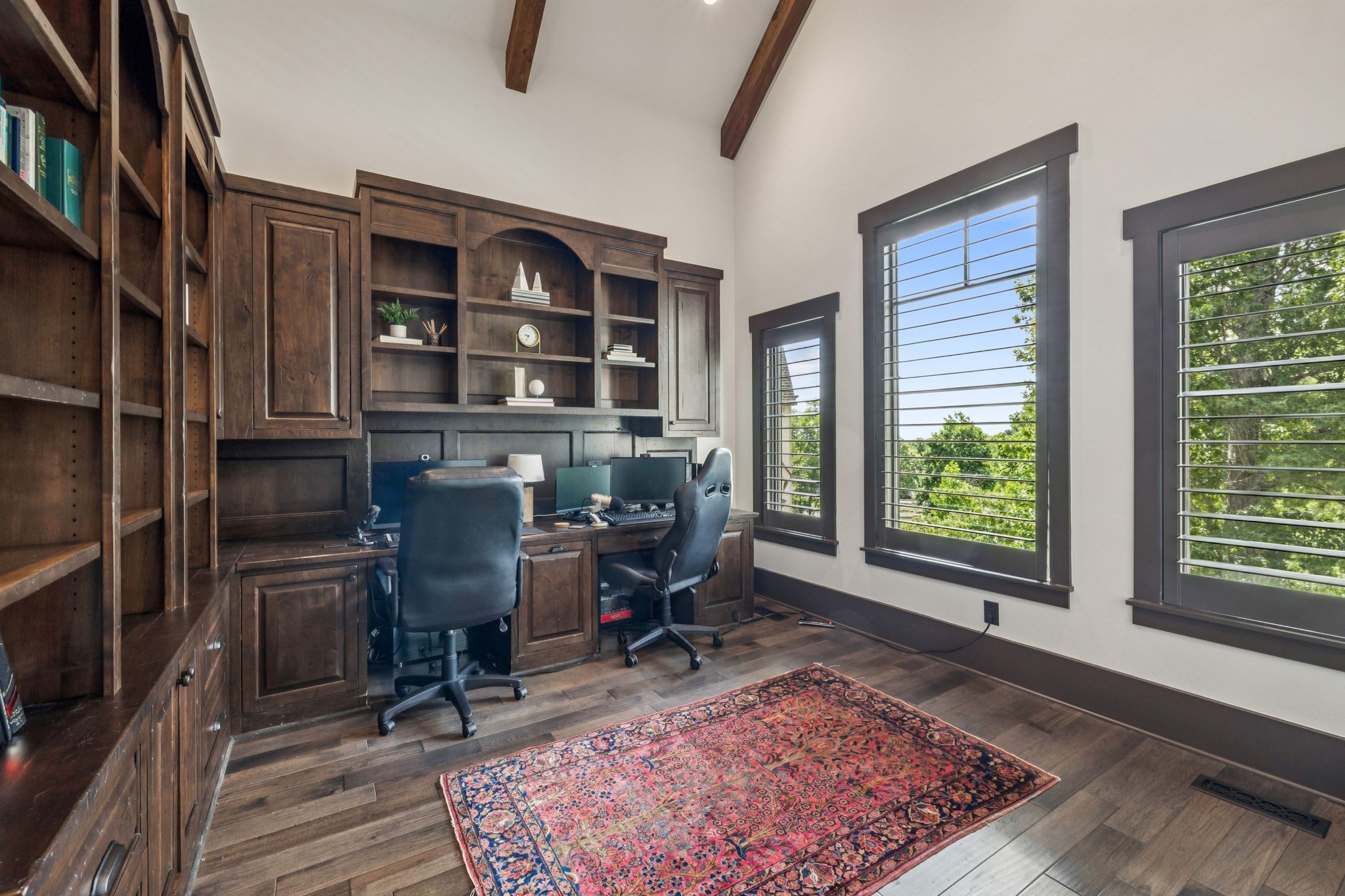 111 Guineveres Retreat