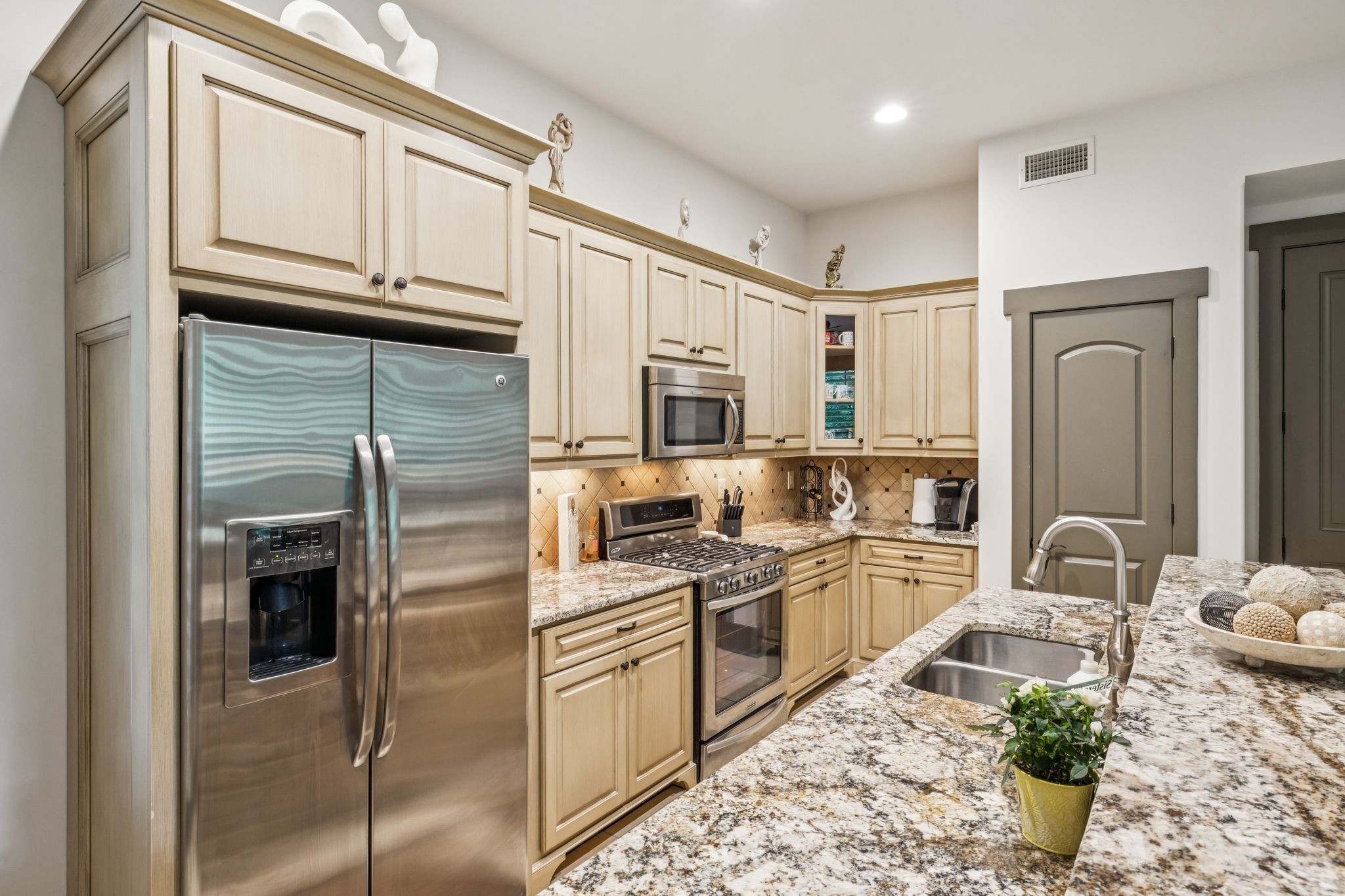 111 Guineveres Retreat