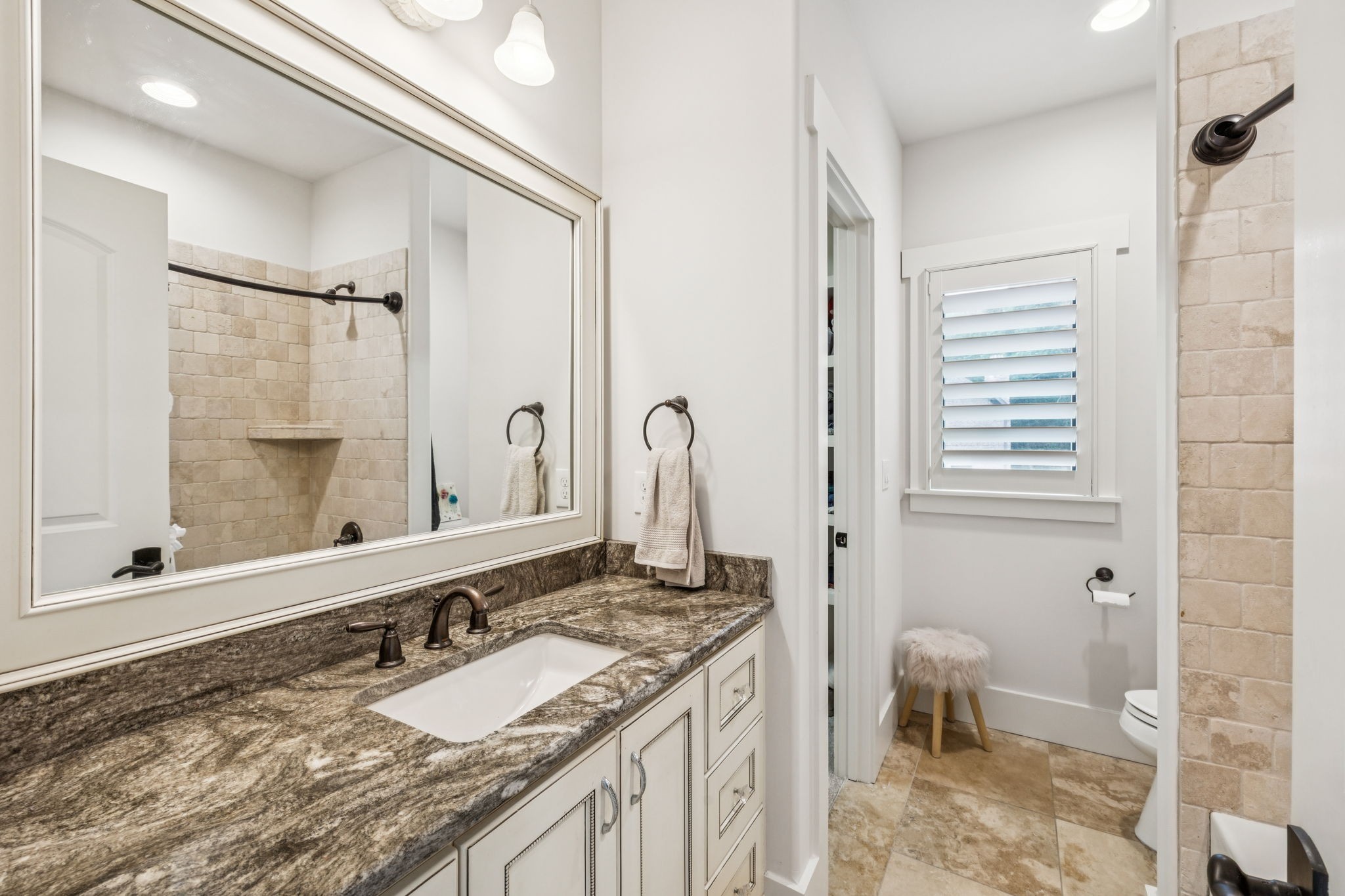 111 Guineveres Retreat