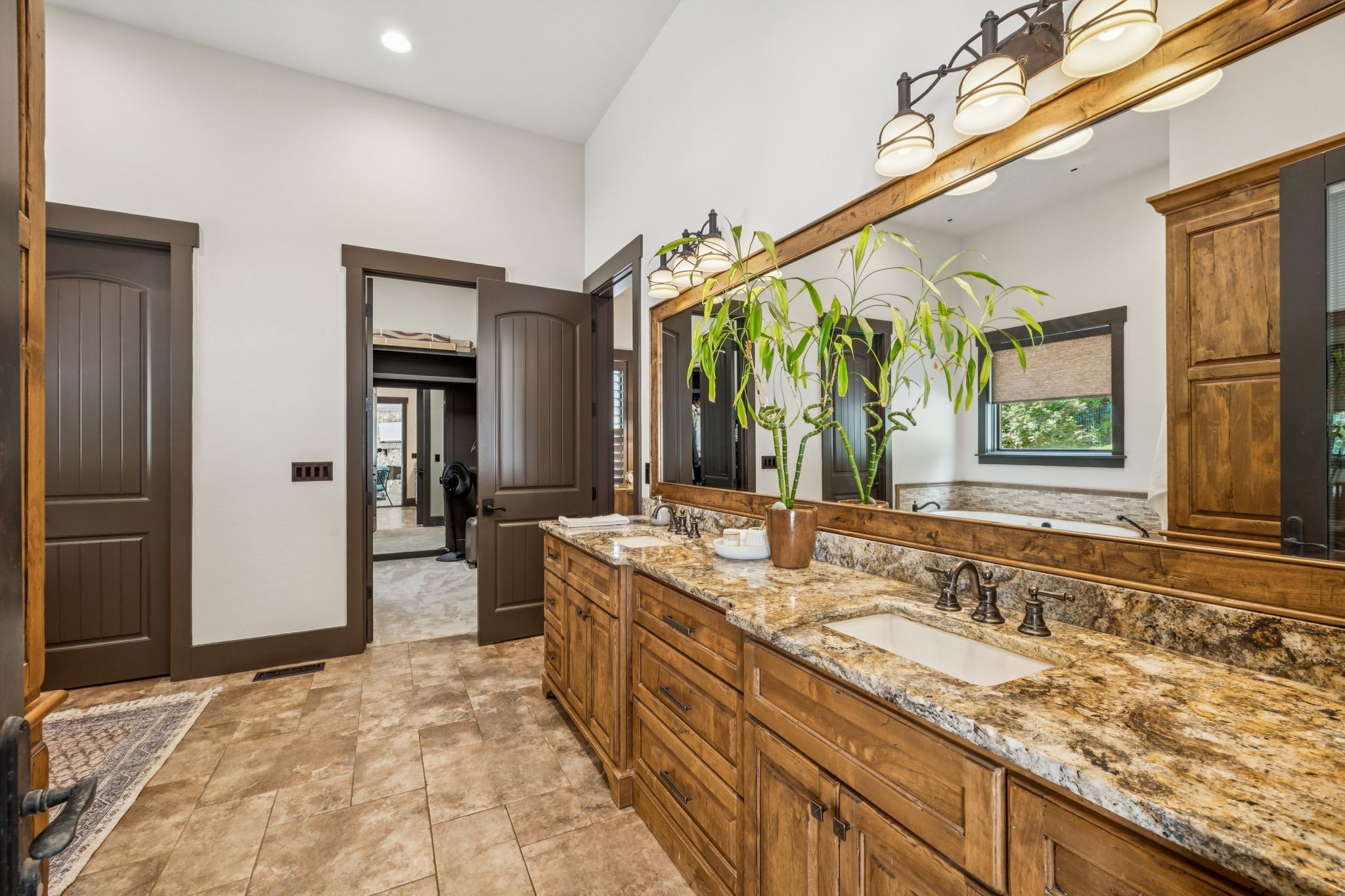 111 Guineveres Retreat