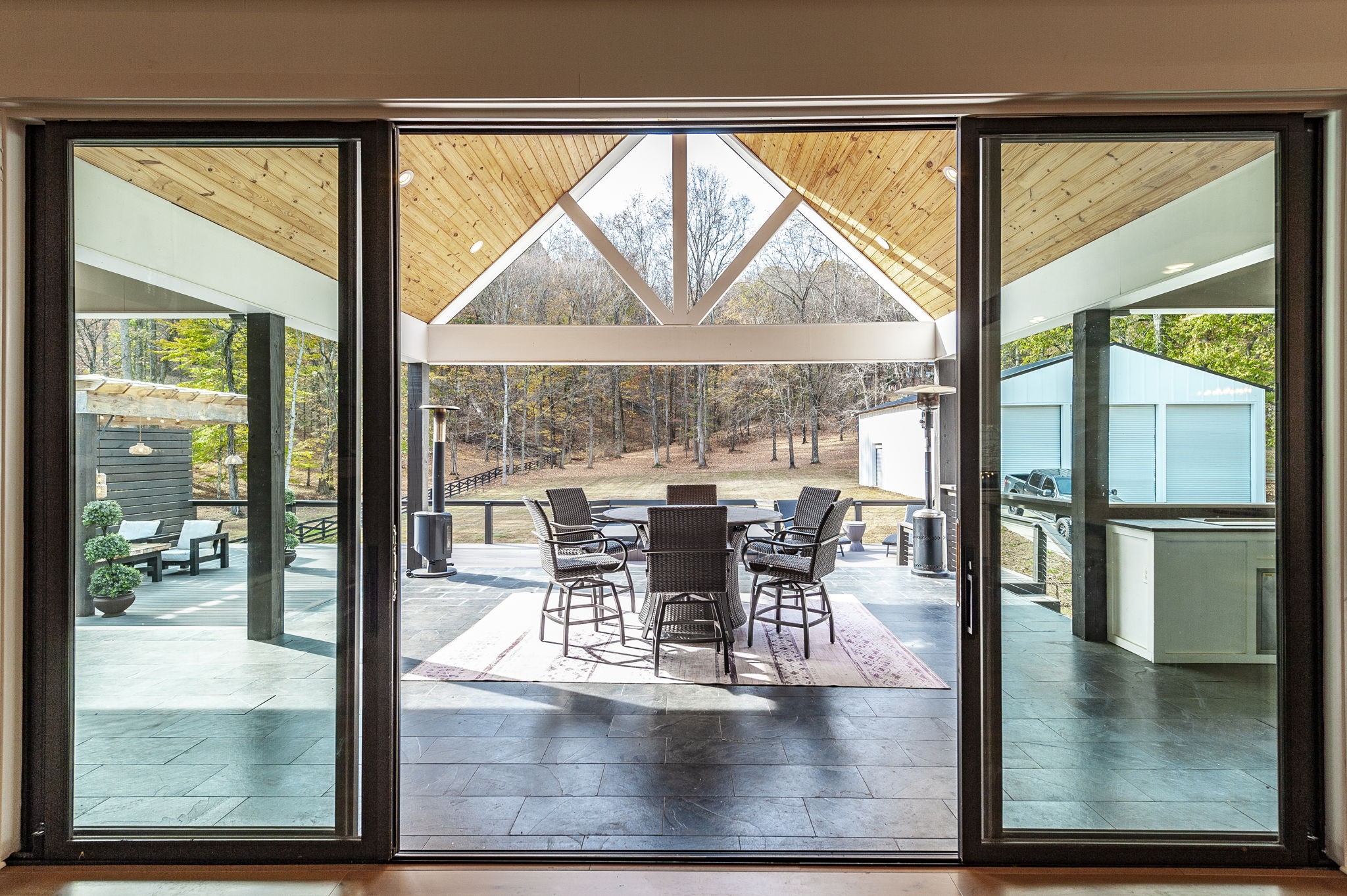 407 Hogans Branch Rd