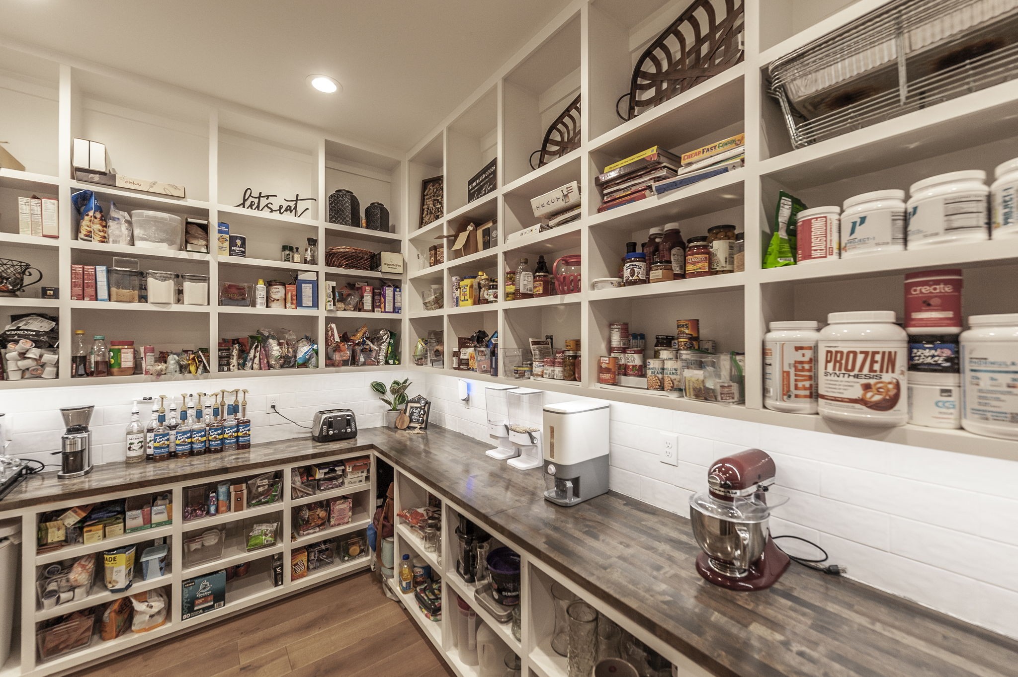 407 Hogans Branch Rd