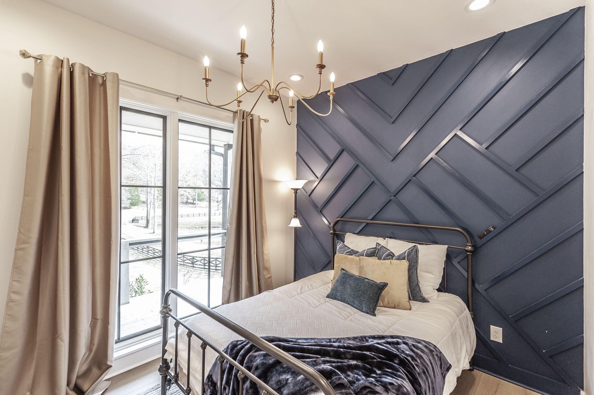 407 Hogans Branch Rd