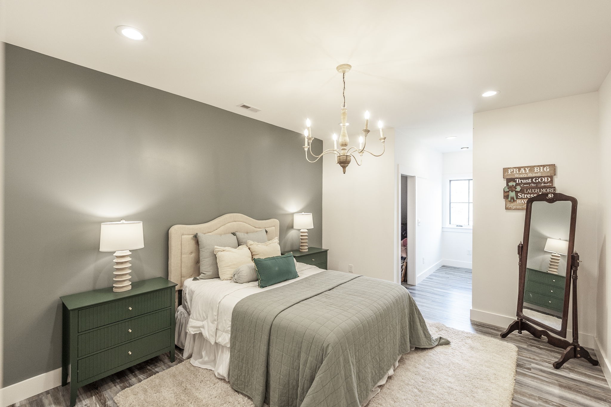 407 Hogans Branch Rd