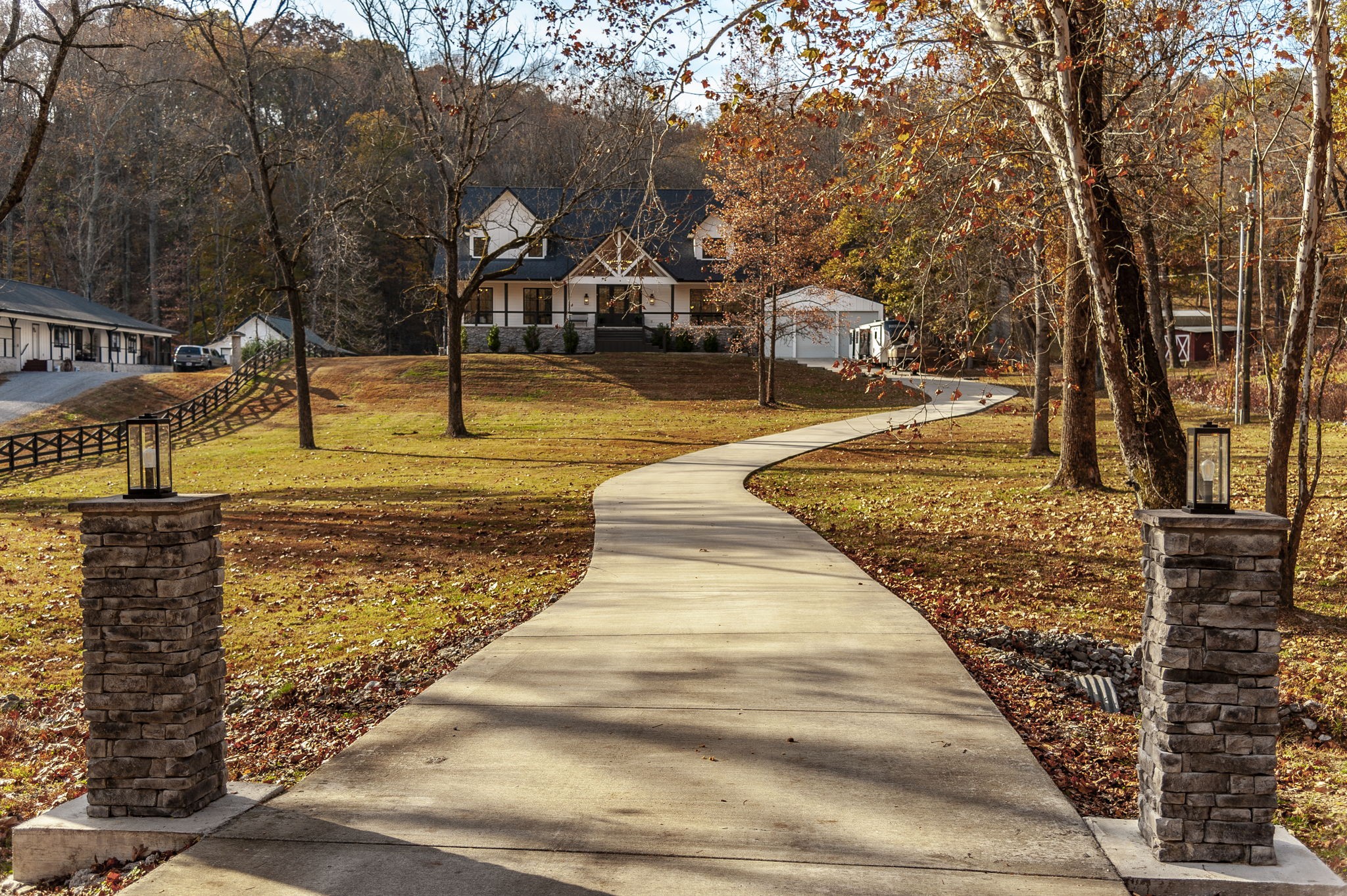 407 Hogans Branch Rd