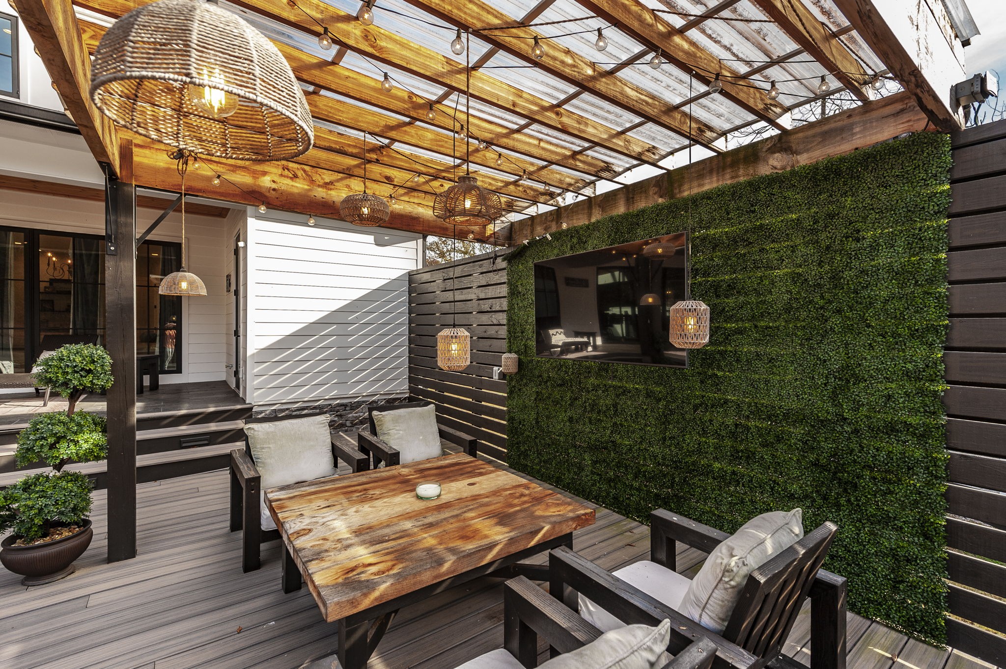 407 Hogans Branch Rd