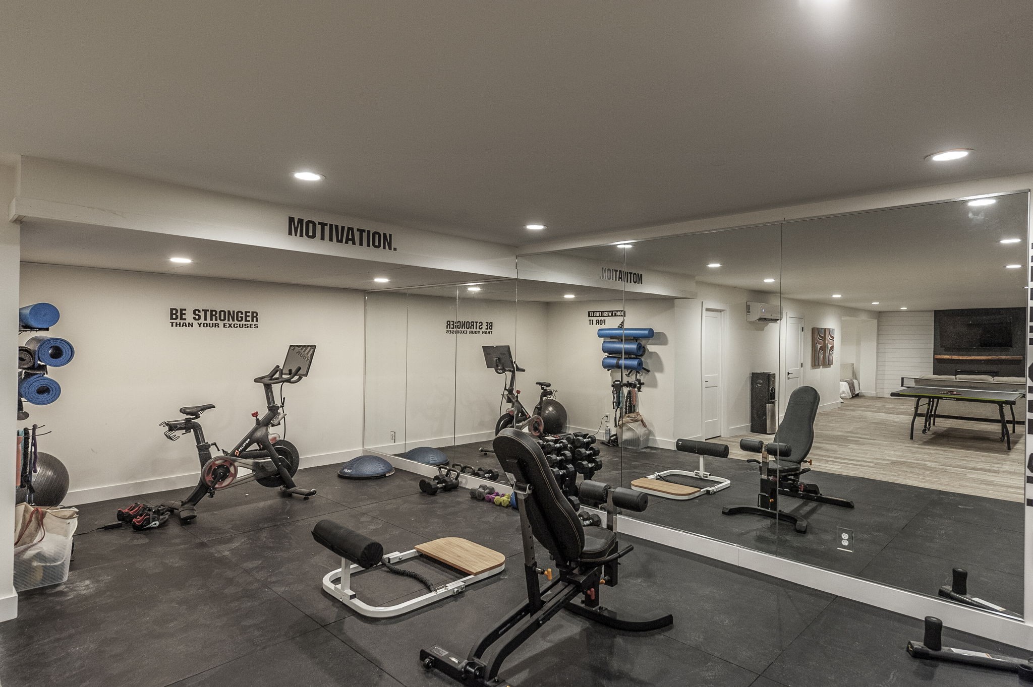 407 Hogans Branch Rd