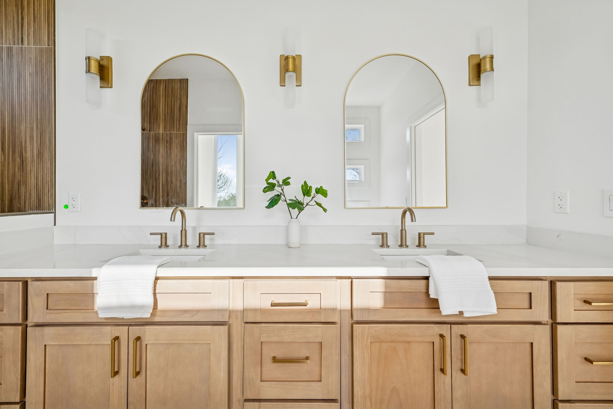 4C Belle Forrest Ave