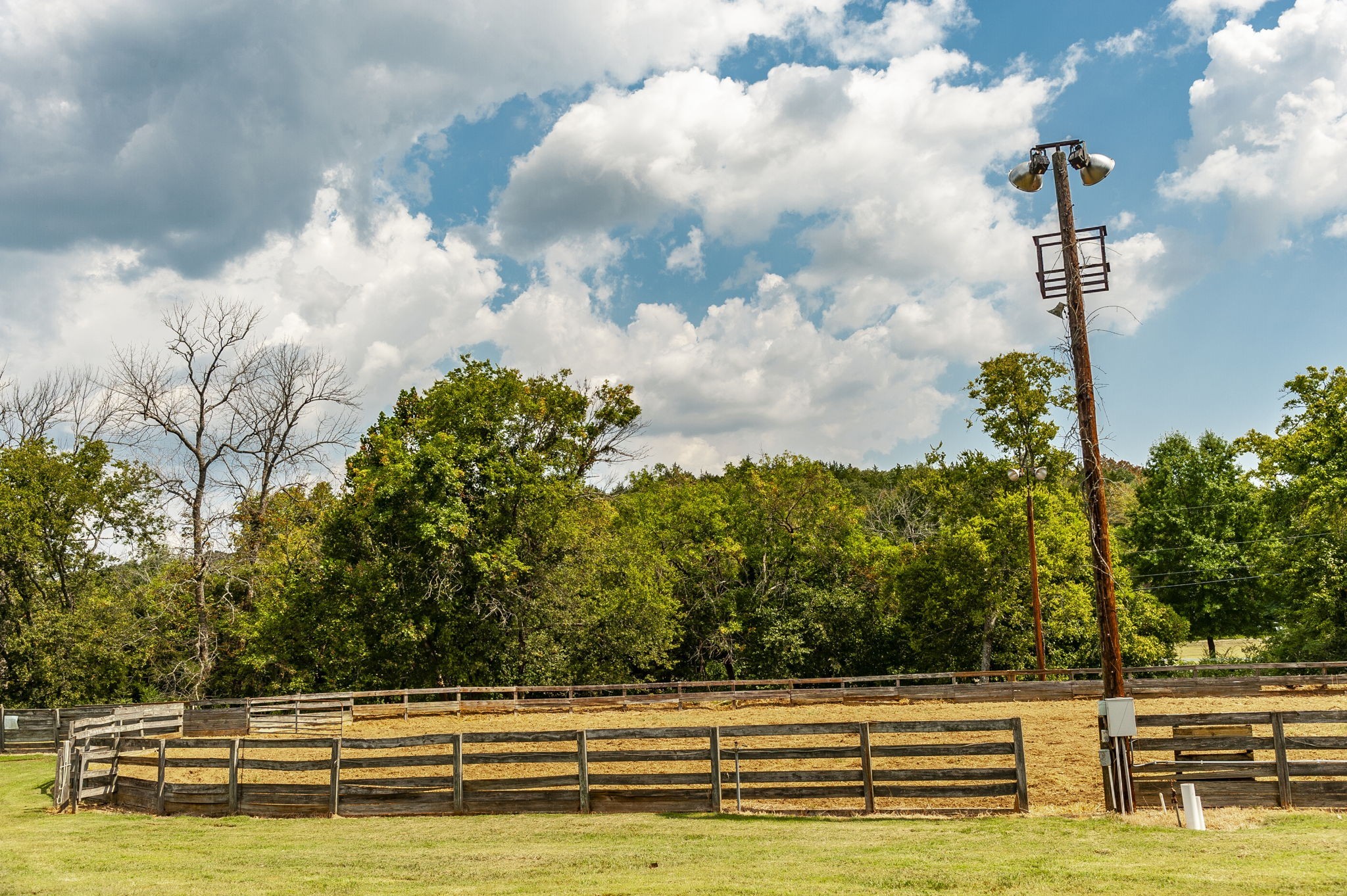 755 Long Hollow Pike