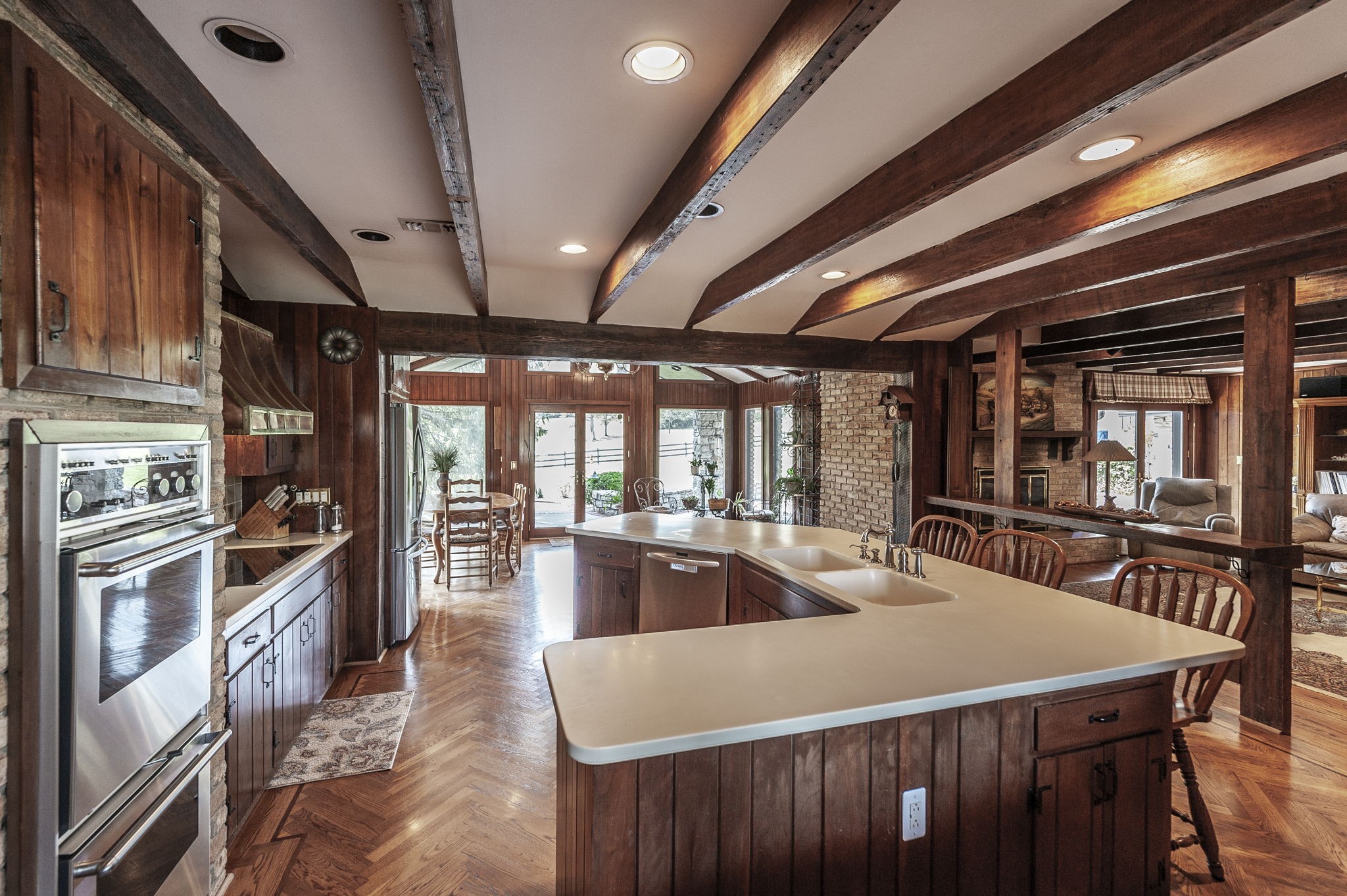 755 Long Hollow Pike