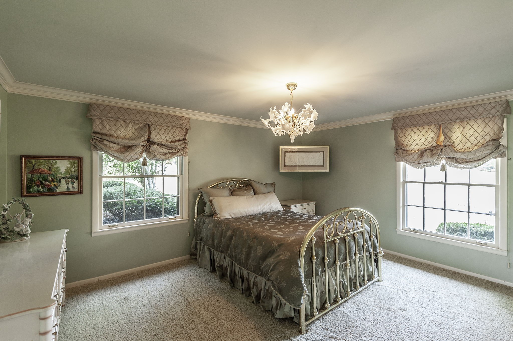 755 Long Hollow Pike