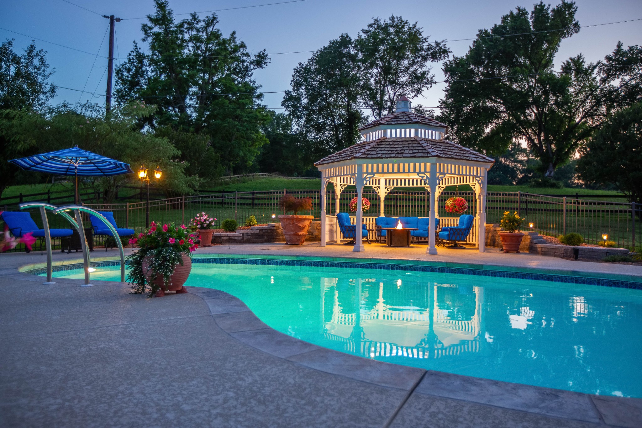 755 Long Hollow Pike