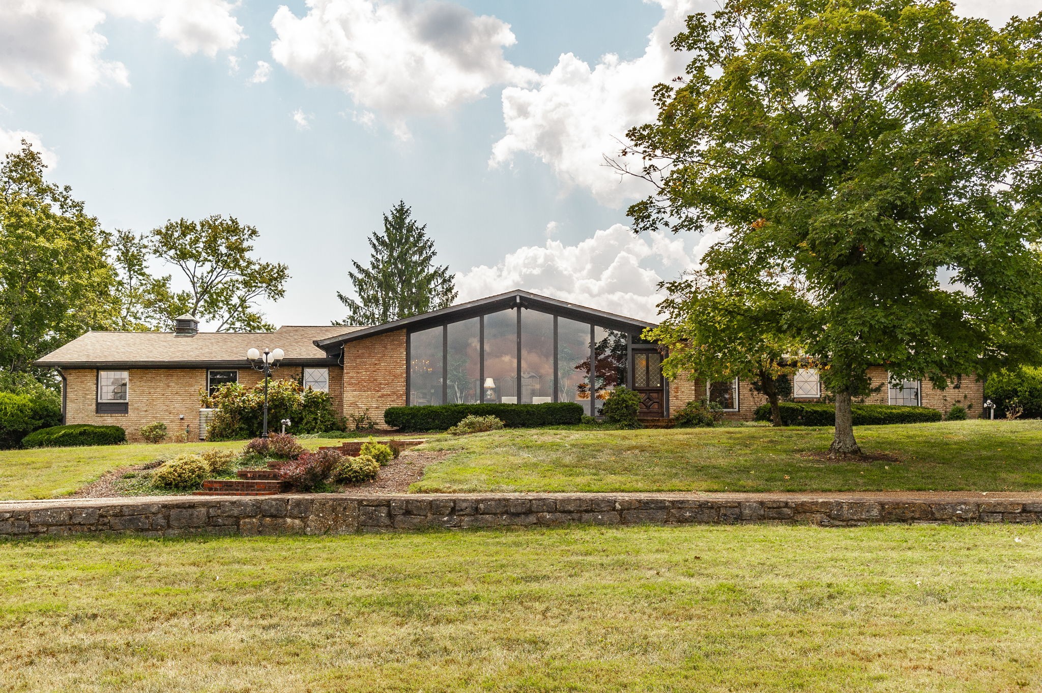 755 Long Hollow Pike