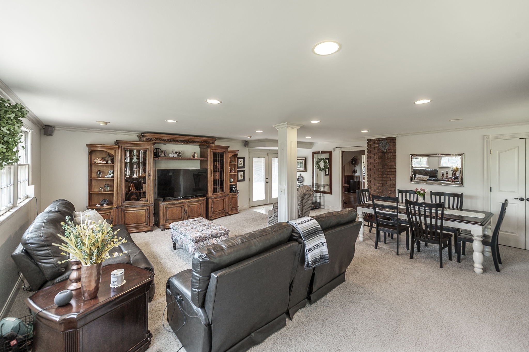 755 Long Hollow Pike