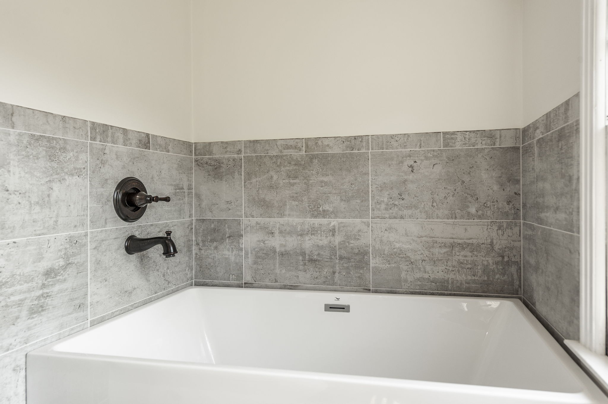 755 Long Hollow Pike