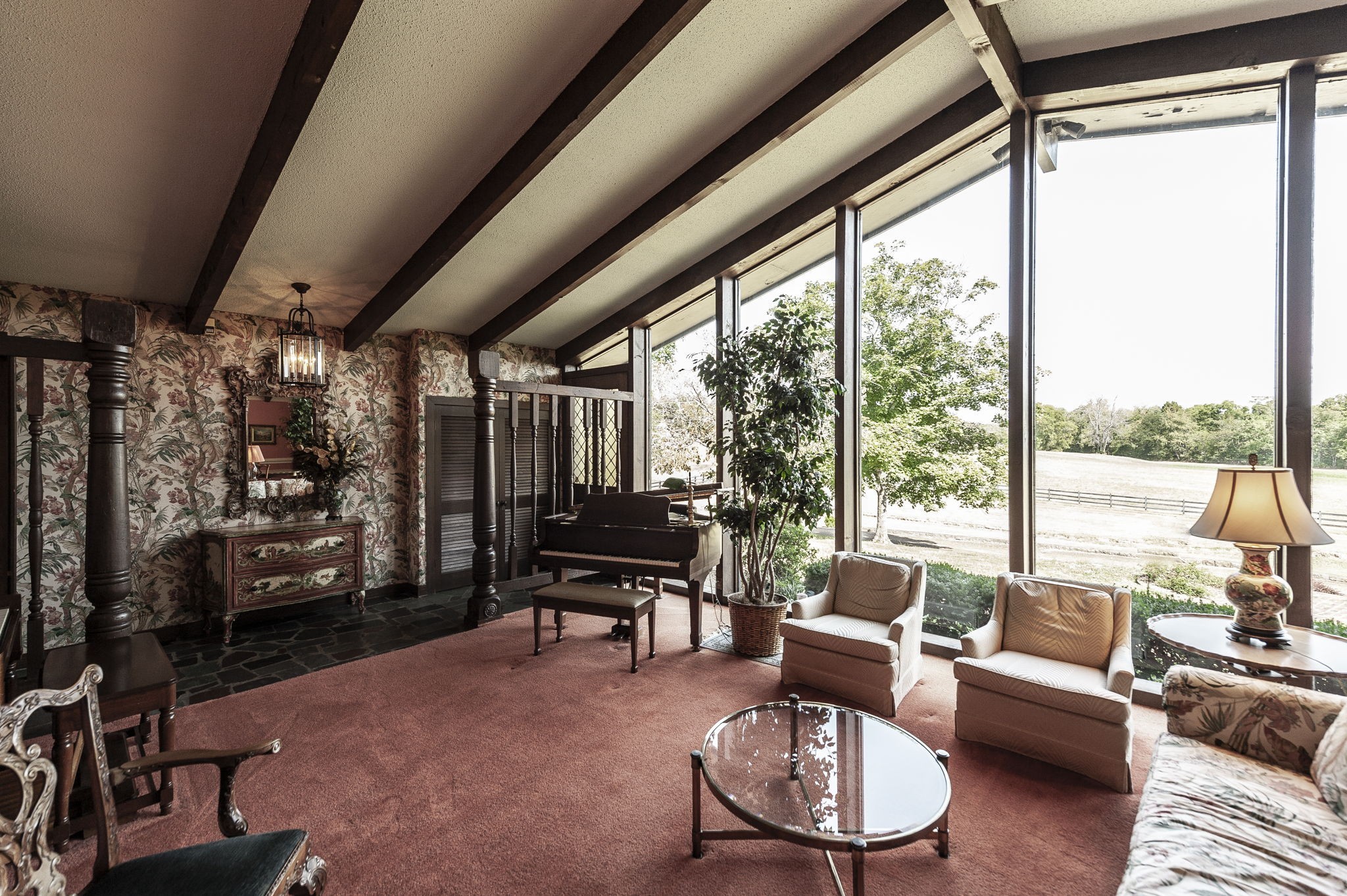 755 Long Hollow Pike