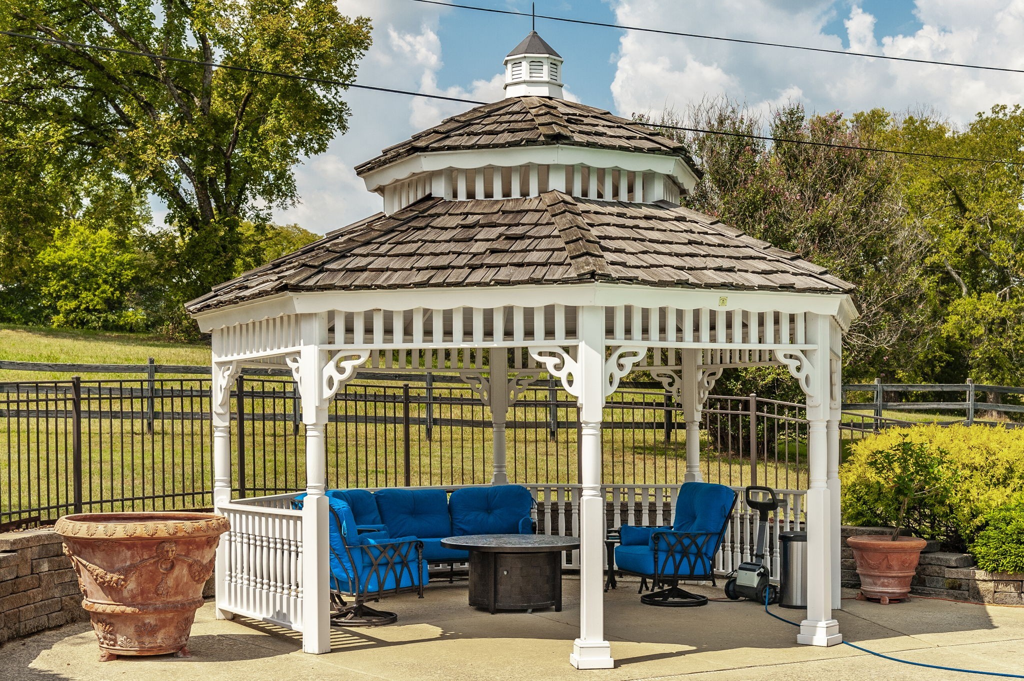 755 Long Hollow Pike